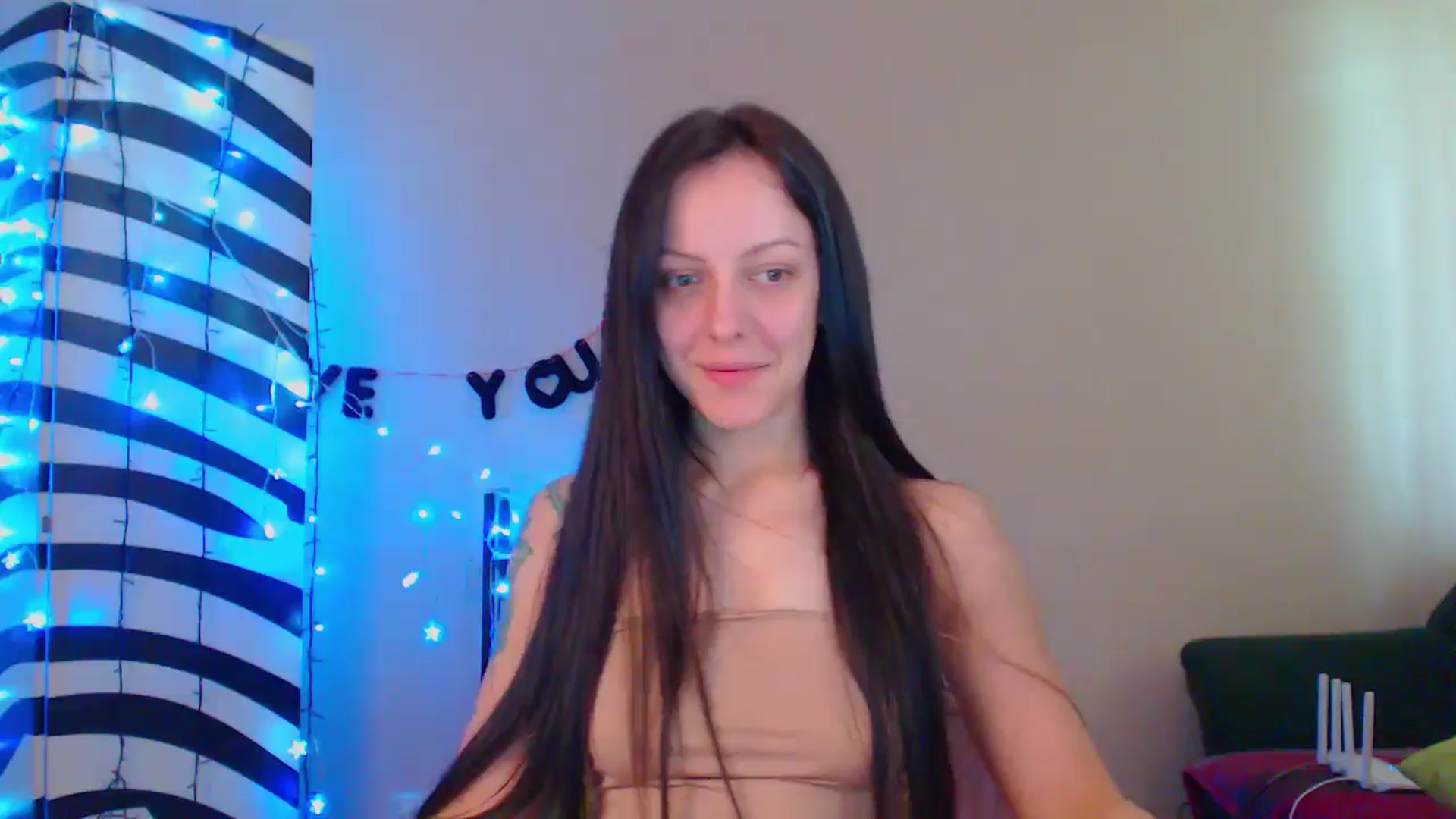 Gallery image thumbnail from MiracleMiss's myfreecams stream on, 06/17/2024, 11:22 image 6 of 20
