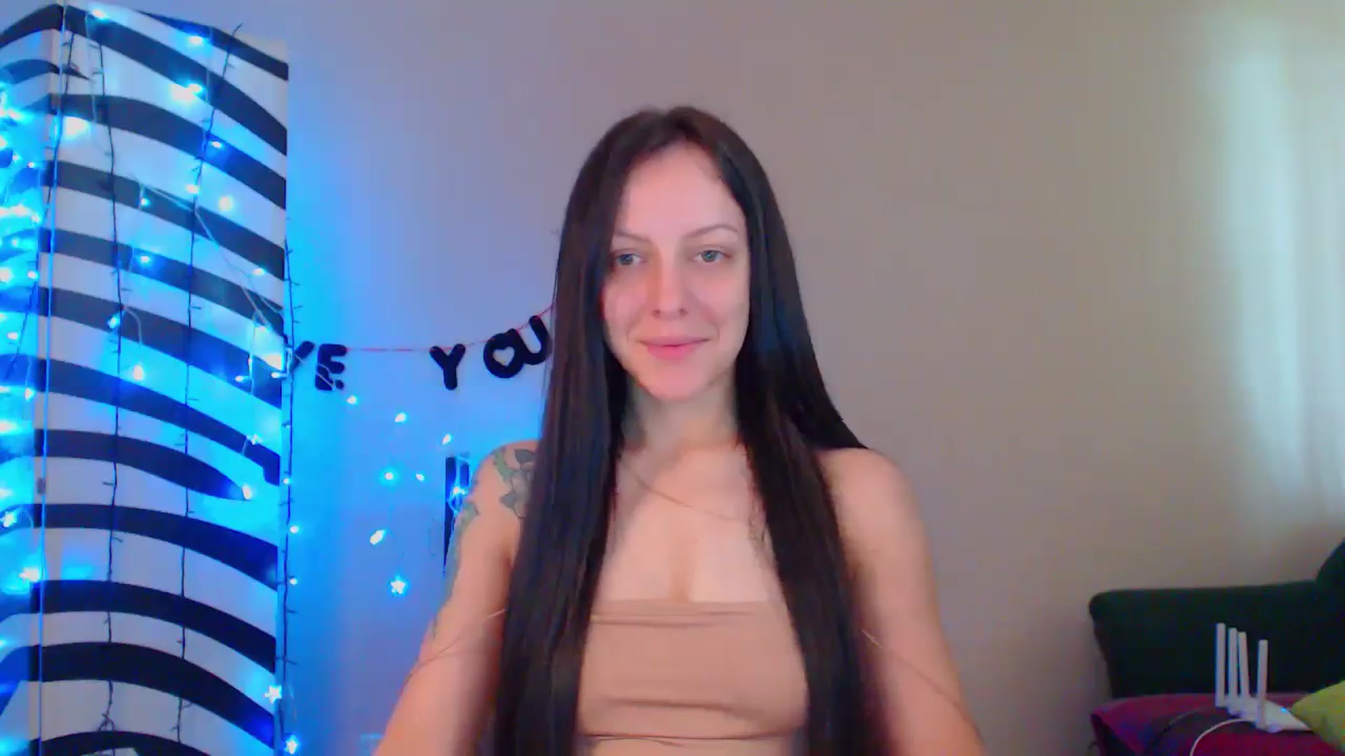 Gallery image thumbnail from MiracleMiss's myfreecams stream on, 06/17/2024, 11:22 image 11 of 20