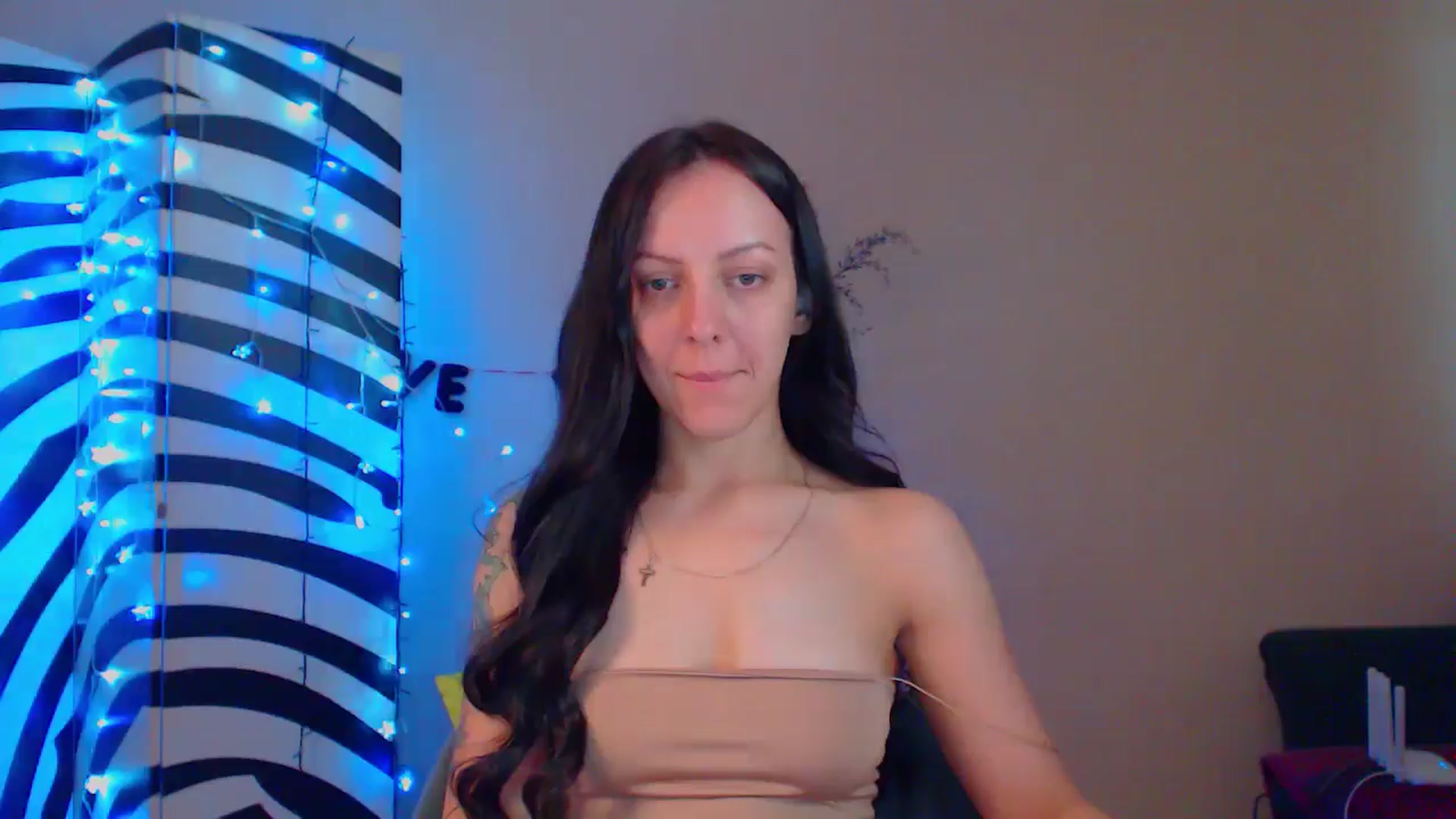 Gallery image thumbnail from MiracleMiss's myfreecams stream on, 06/24/2024, 11:13 image 7 of 20
