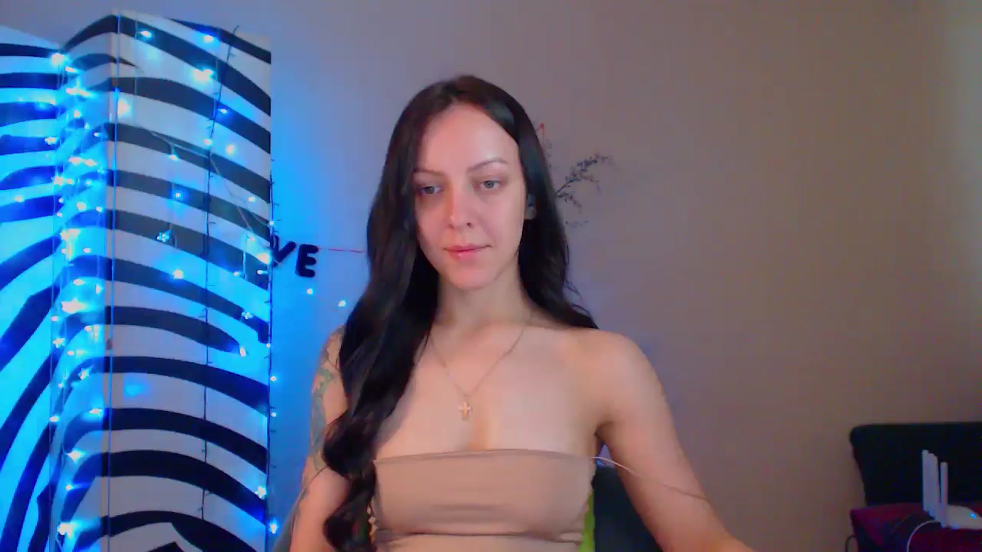 Gallery image thumbnail from MiracleMiss's myfreecams stream on, 06/24/2024, 11:13 image 13 of 20