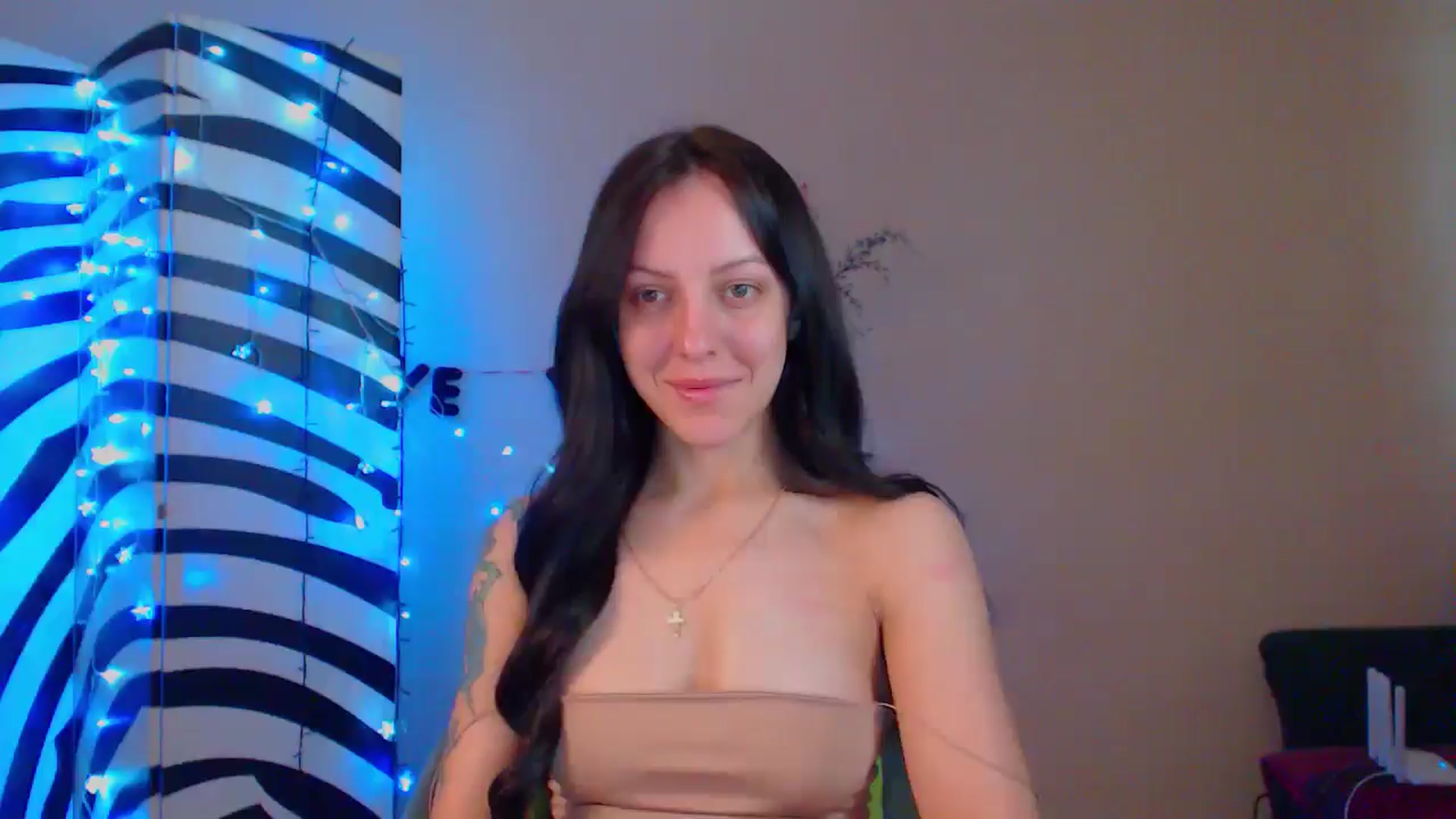 Gallery image thumbnail from MiracleMiss's myfreecams stream on, 06/24/2024, 11:13 image 17 of 20