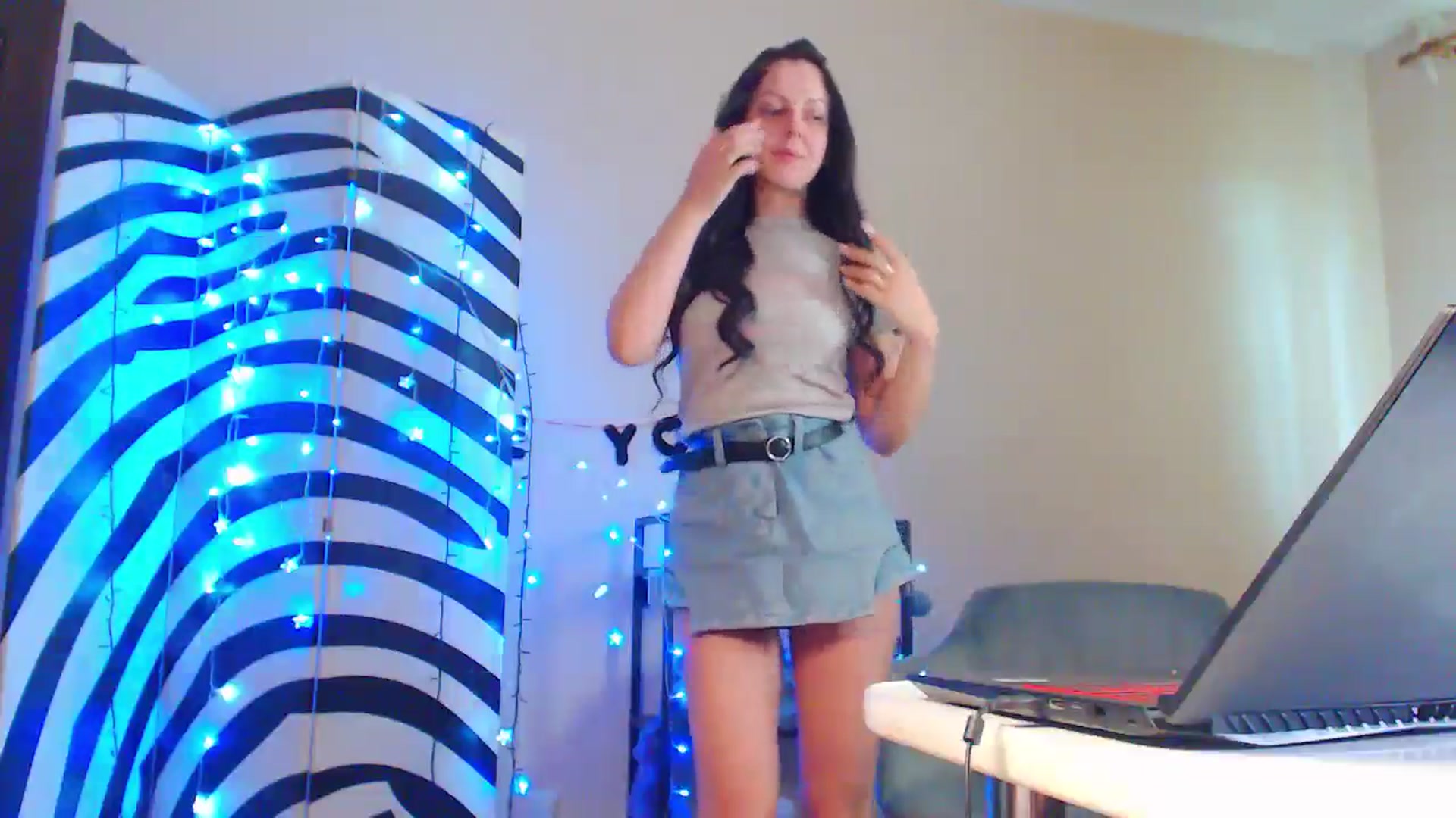 Gallery image thumbnail from MiracleMiss's myfreecams stream on, 06/25/2024, 15:13 image 8 of 20