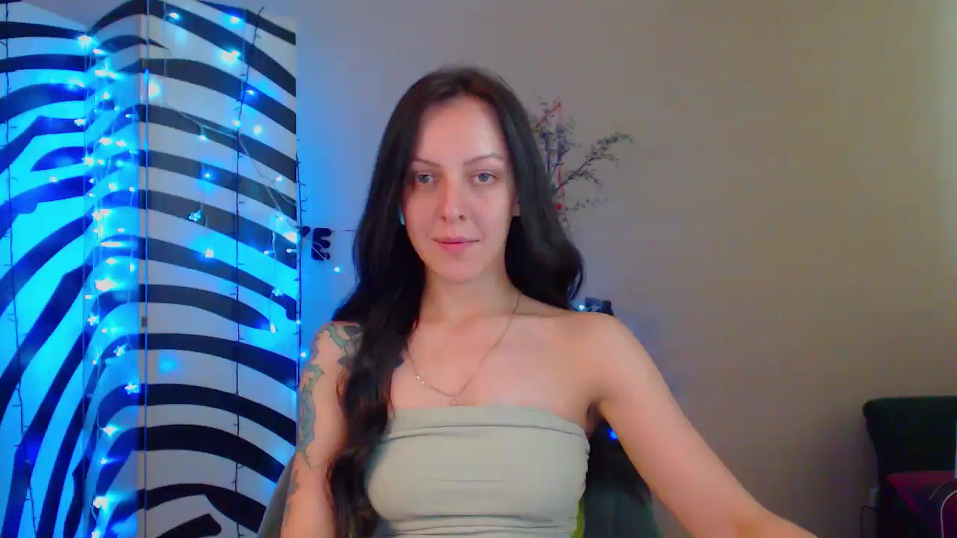 Gallery image thumbnail from MiracleMiss's myfreecams stream on, 06/27/2024, 13:26 image 1 of 20