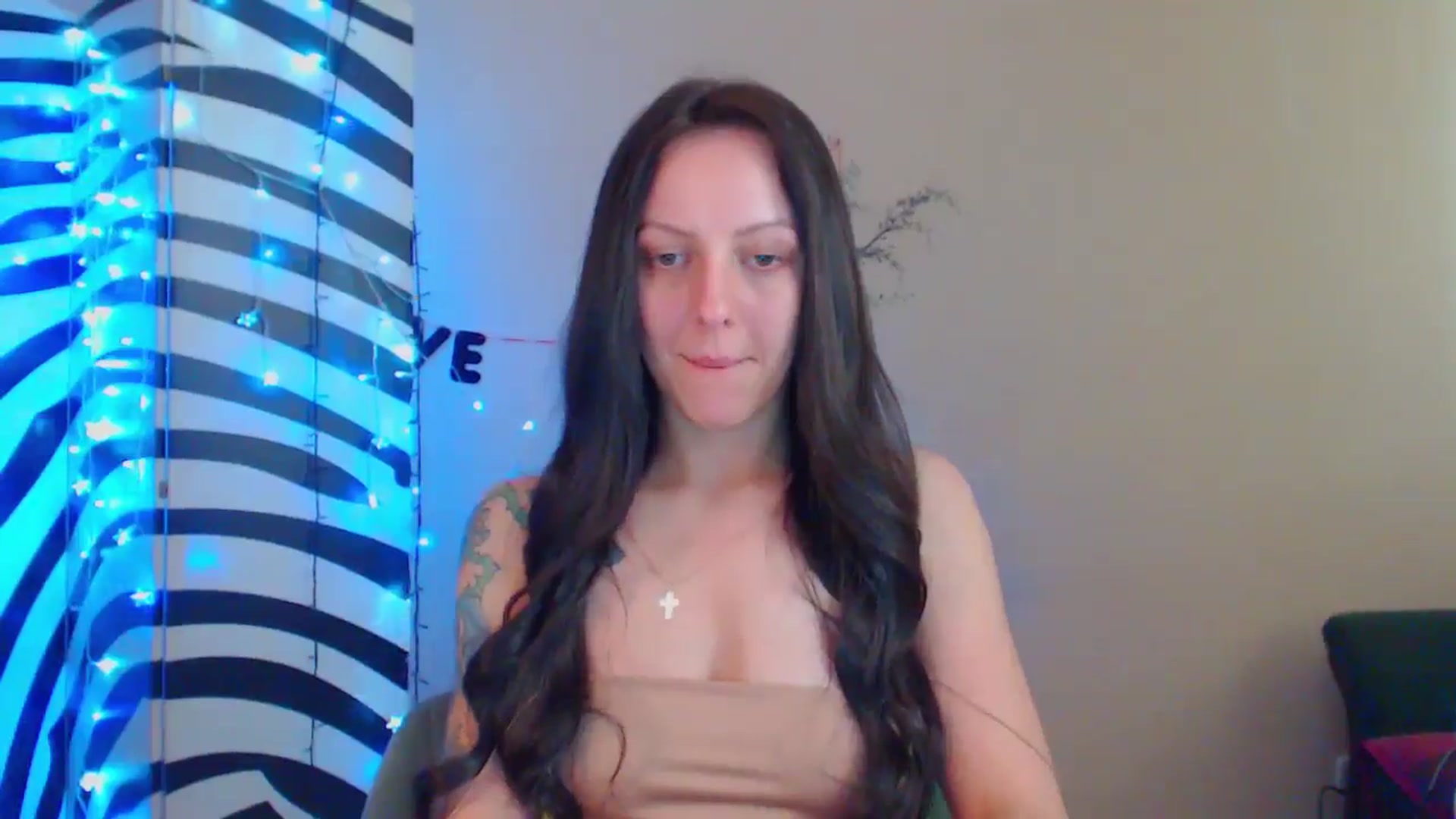 Gallery image thumbnail from MiracleMiss's myfreecams stream on, 06/28/2024, 15:42 image 8 of 20