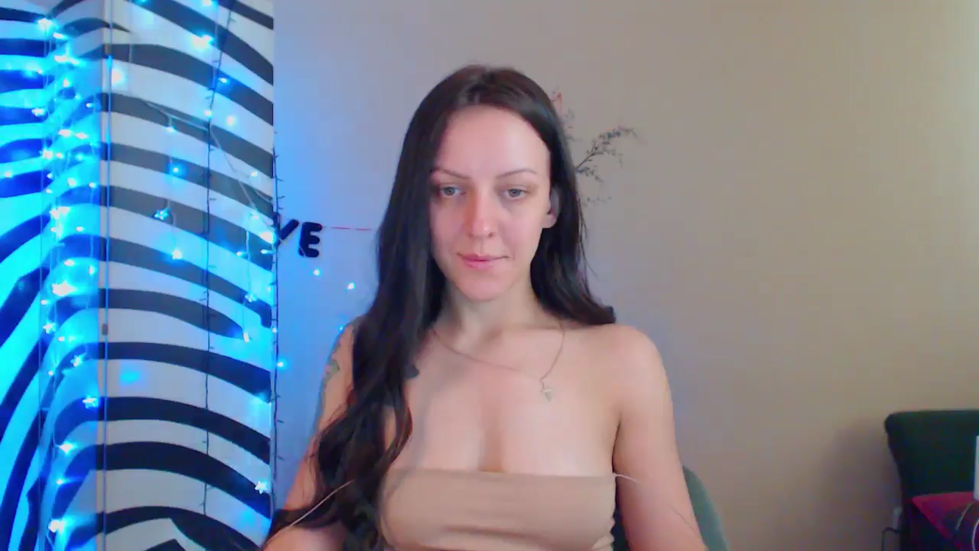 Gallery image thumbnail from MiracleMiss's myfreecams stream on, 06/28/2024, 15:42 image 20 of 20