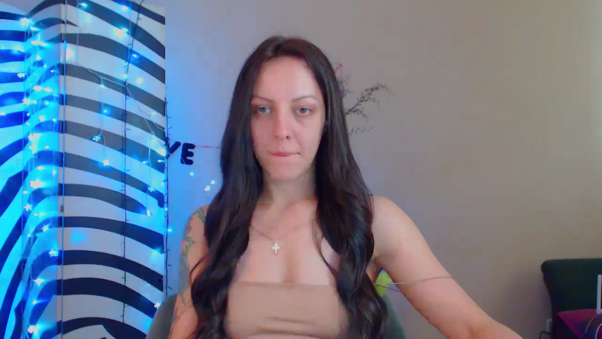 Gallery image thumbnail from MiracleMiss's myfreecams stream on, 06/28/2024, 15:42 image 2 of 20