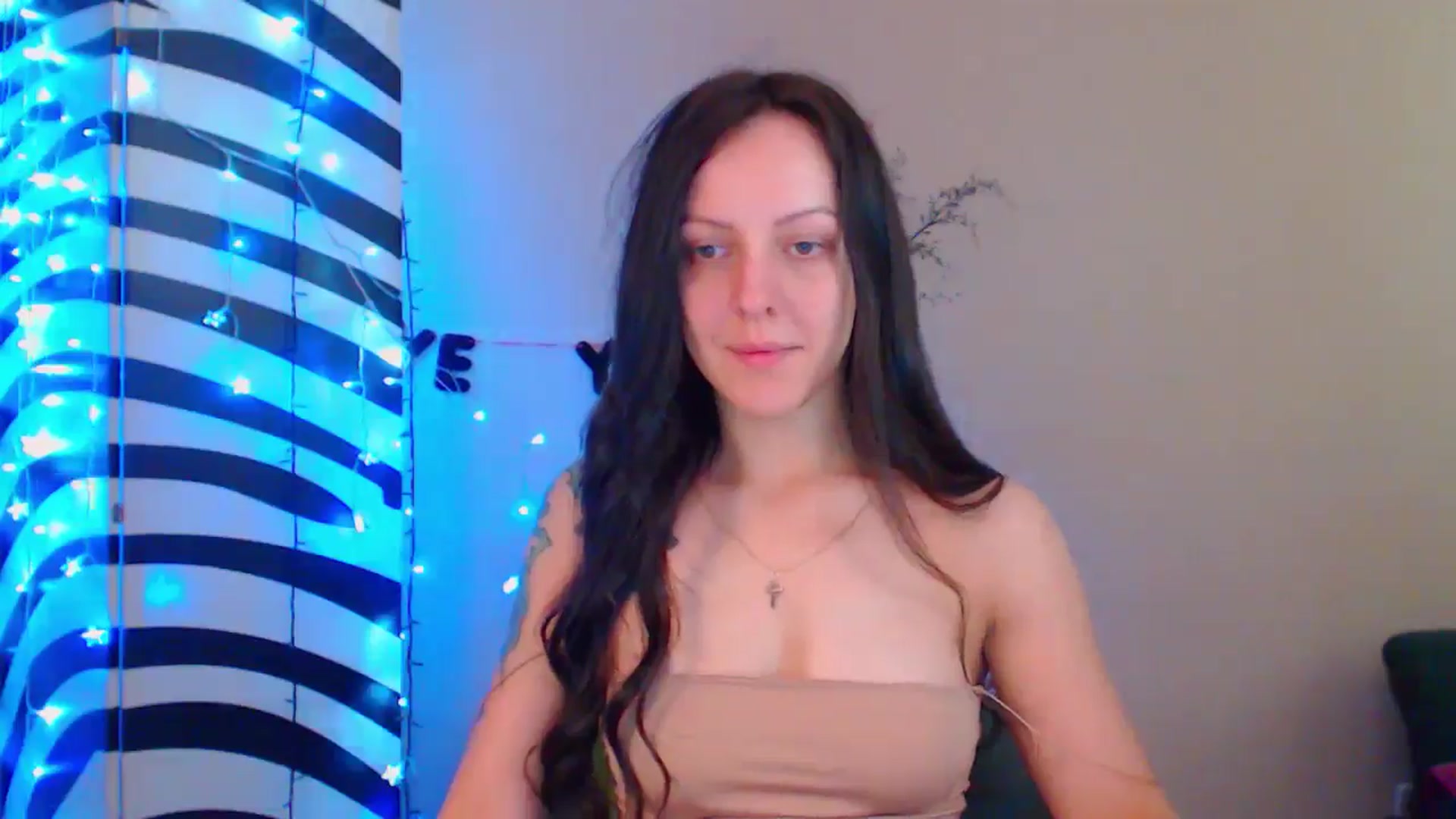 Gallery image thumbnail from MiracleMiss's myfreecams stream on, 06/29/2024, 13:21 image 4 of 20