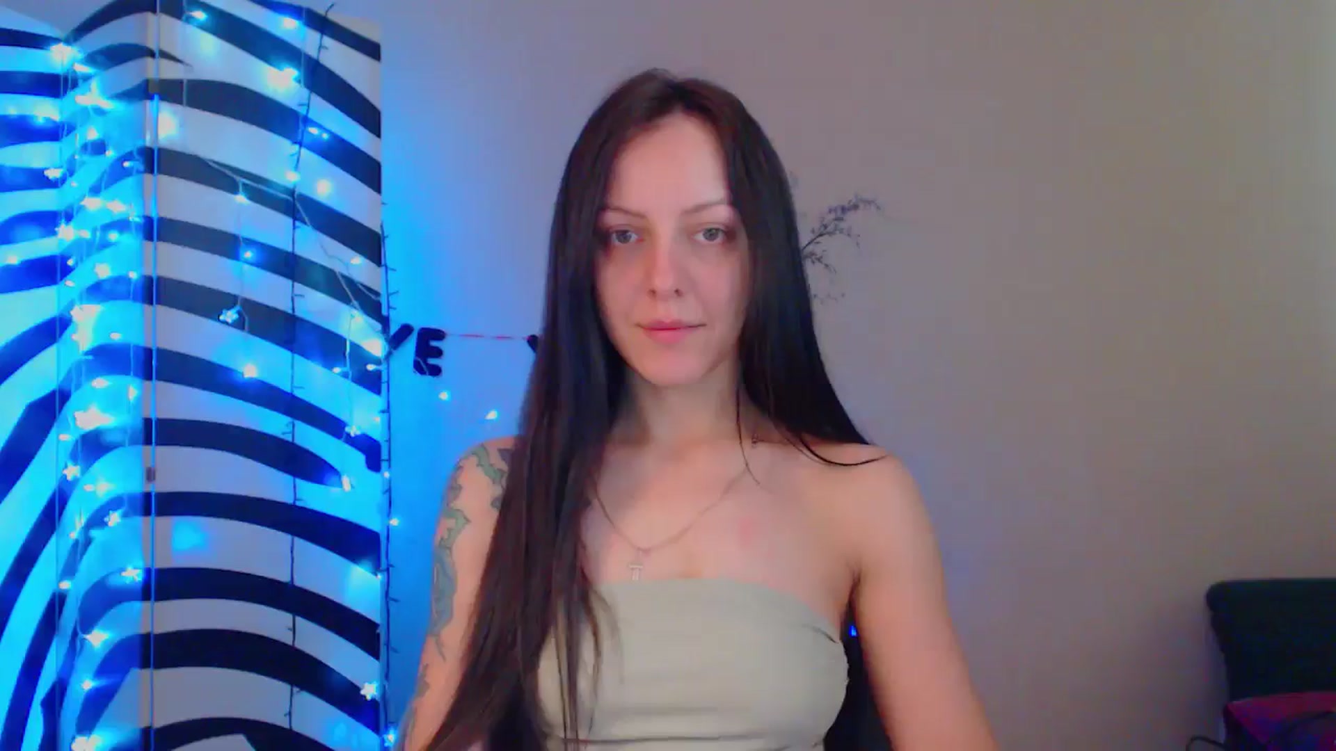 Gallery image thumbnail from MiracleMiss's myfreecams stream on, 07/02/2024, 10:46 image 1 of 20