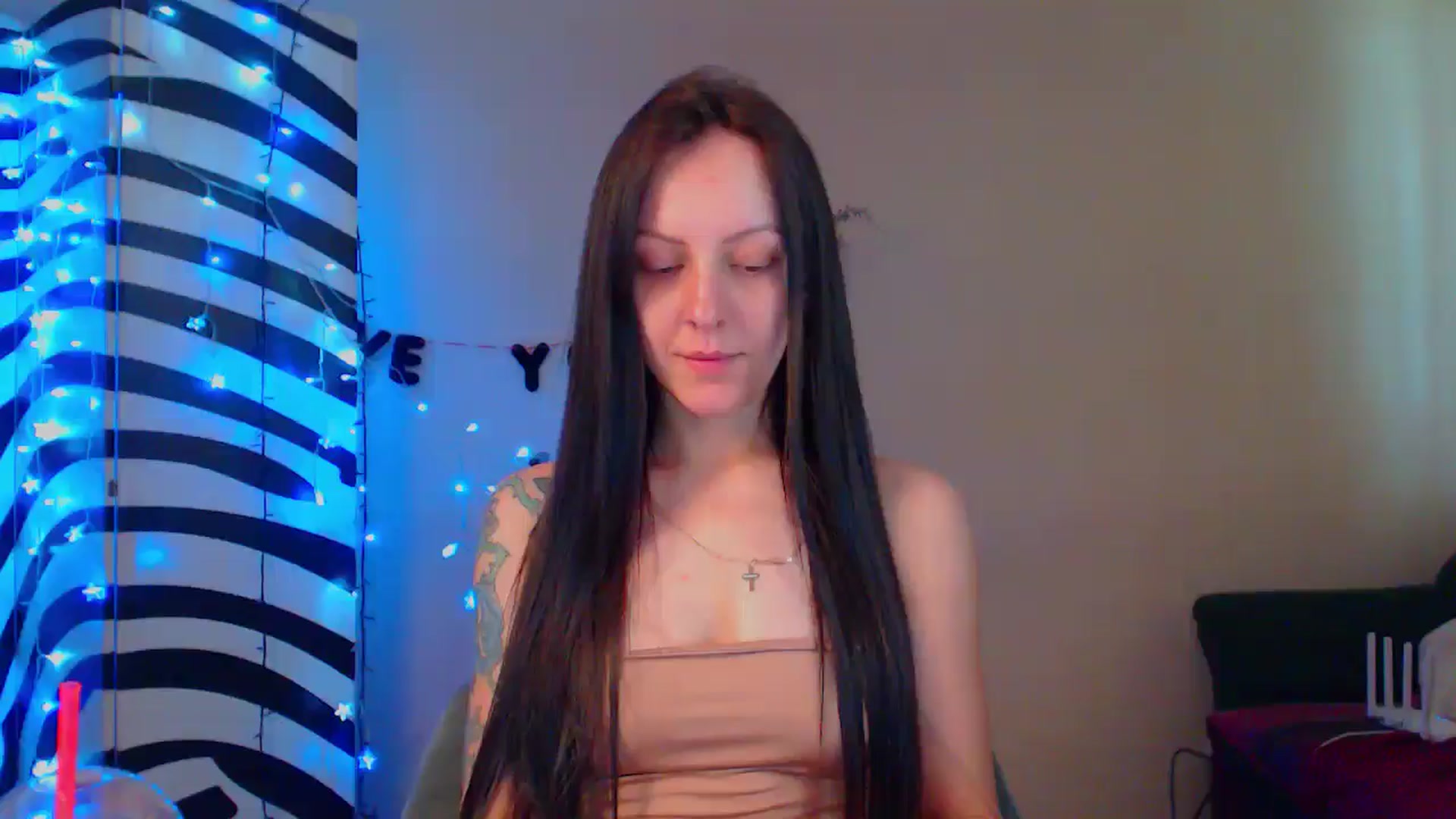 Gallery image thumbnail from MiracleMiss's myfreecams stream on, 07/03/2024, 10:32 image 1 of 20