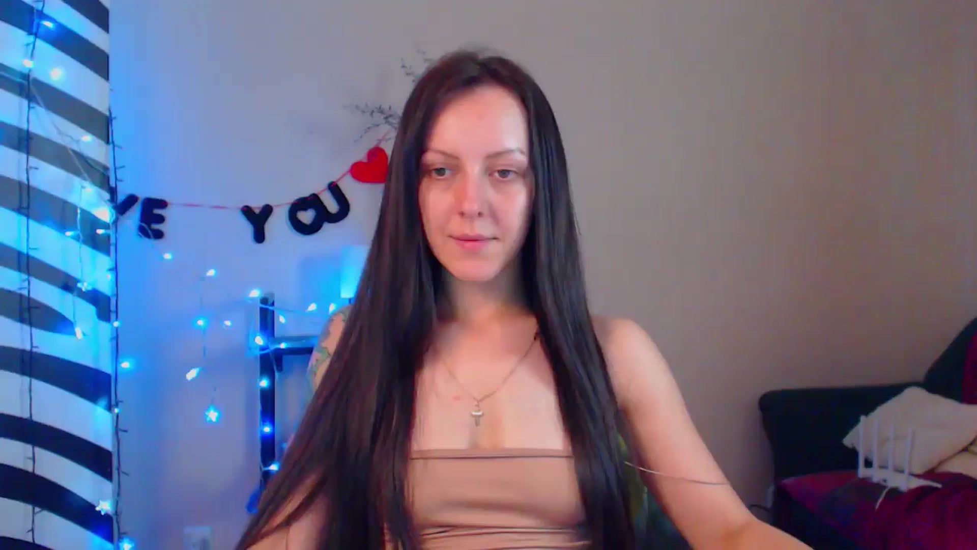 Gallery image thumbnail from MiracleMiss's myfreecams stream on, 07/04/2024, 14:18 image 1 of 20