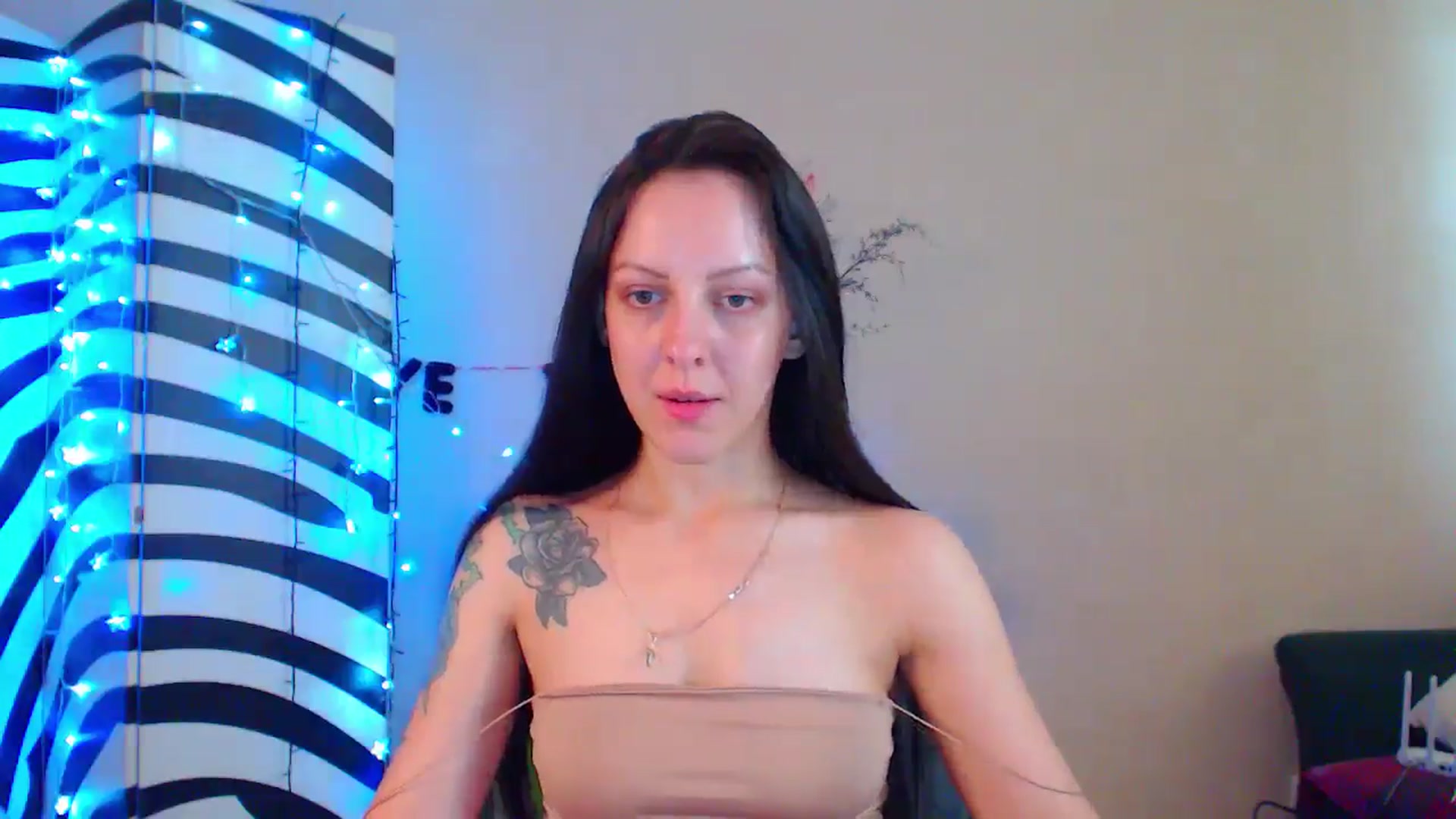 Gallery image thumbnail from MiracleMiss's myfreecams stream on, 07/05/2024, 15:01 image 5 of 20