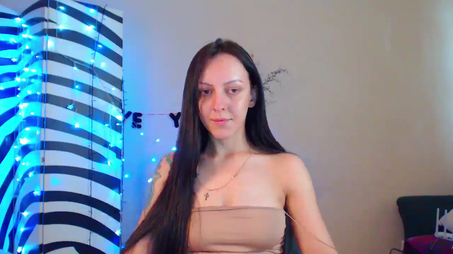 Gallery image thumbnail from MiracleMiss's myfreecams stream on, 07/05/2024, 15:01 image 14 of 20