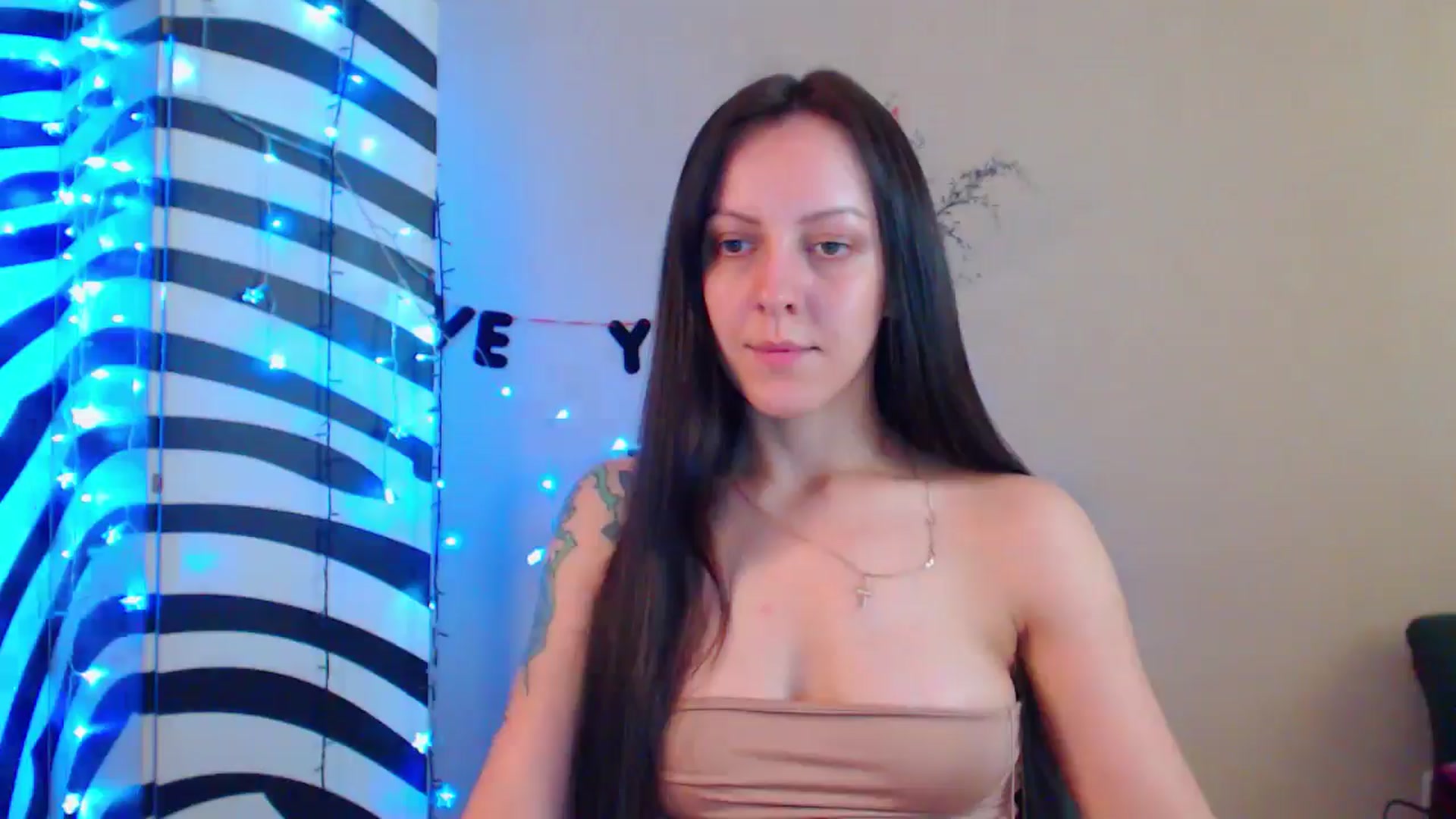 Gallery image thumbnail from MiracleMiss's myfreecams stream on, 07/05/2024, 15:35 image 8 of 20