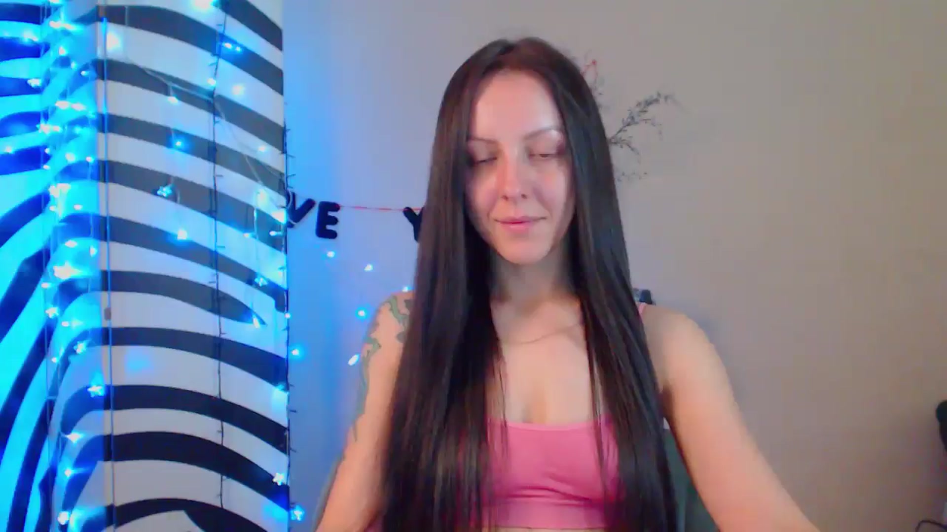 Gallery image thumbnail from MiracleMiss's myfreecams stream on, 07/06/2024, 10:11 image 19 of 20