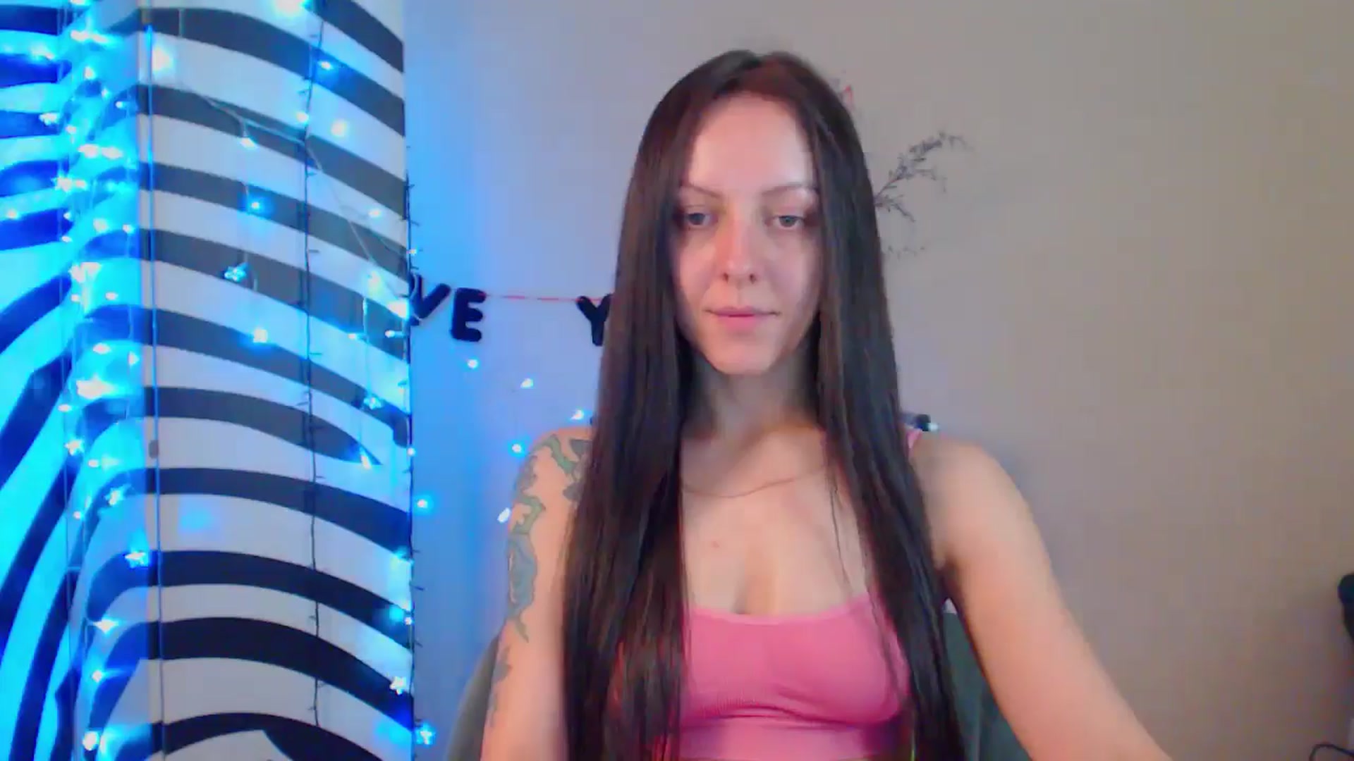 Gallery image thumbnail from MiracleMiss's myfreecams stream on, 07/06/2024, 10:11 image 18 of 20