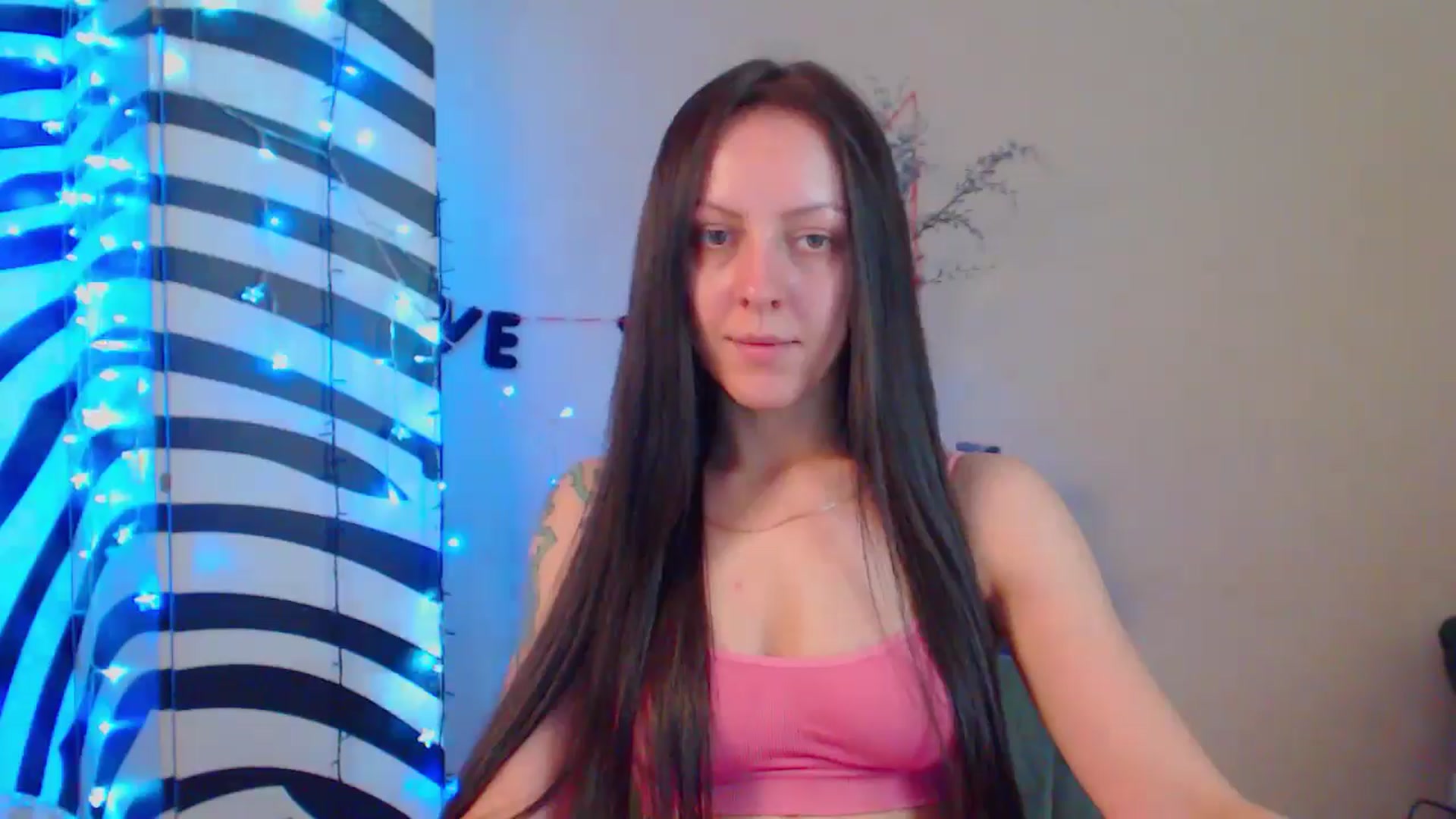 Gallery image thumbnail from MiracleMiss's myfreecams stream on, 07/06/2024, 10:11 image 17 of 20