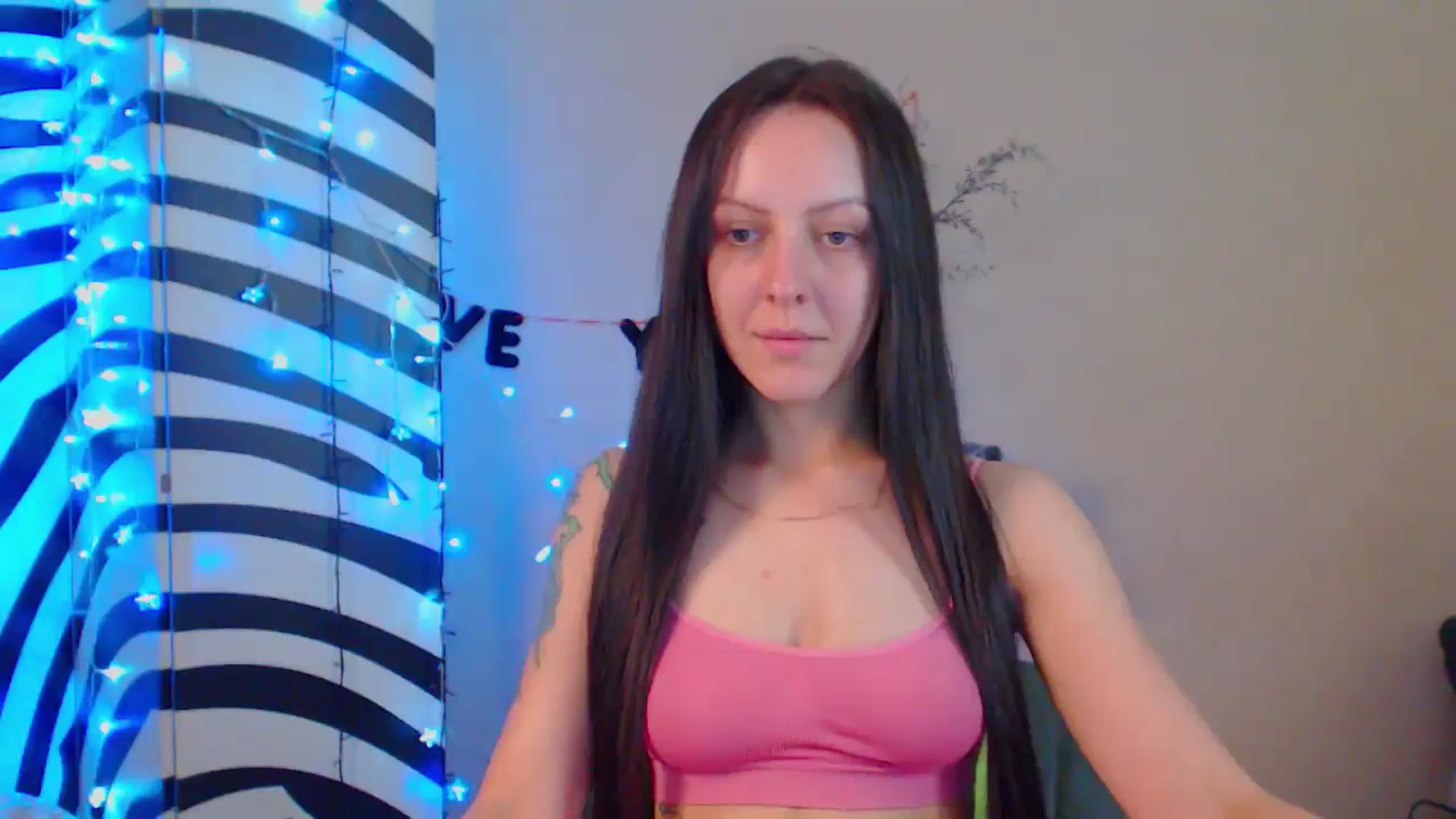 Gallery image thumbnail from MiracleMiss's myfreecams stream on, 07/06/2024, 10:11 image 8 of 20