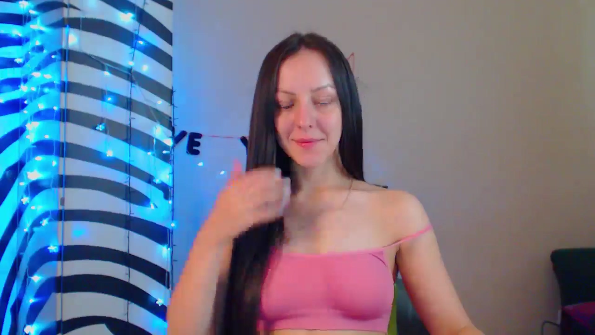 Gallery image thumbnail from MiracleMiss's myfreecams stream on, 07/07/2024, 10:04 image 13 of 20