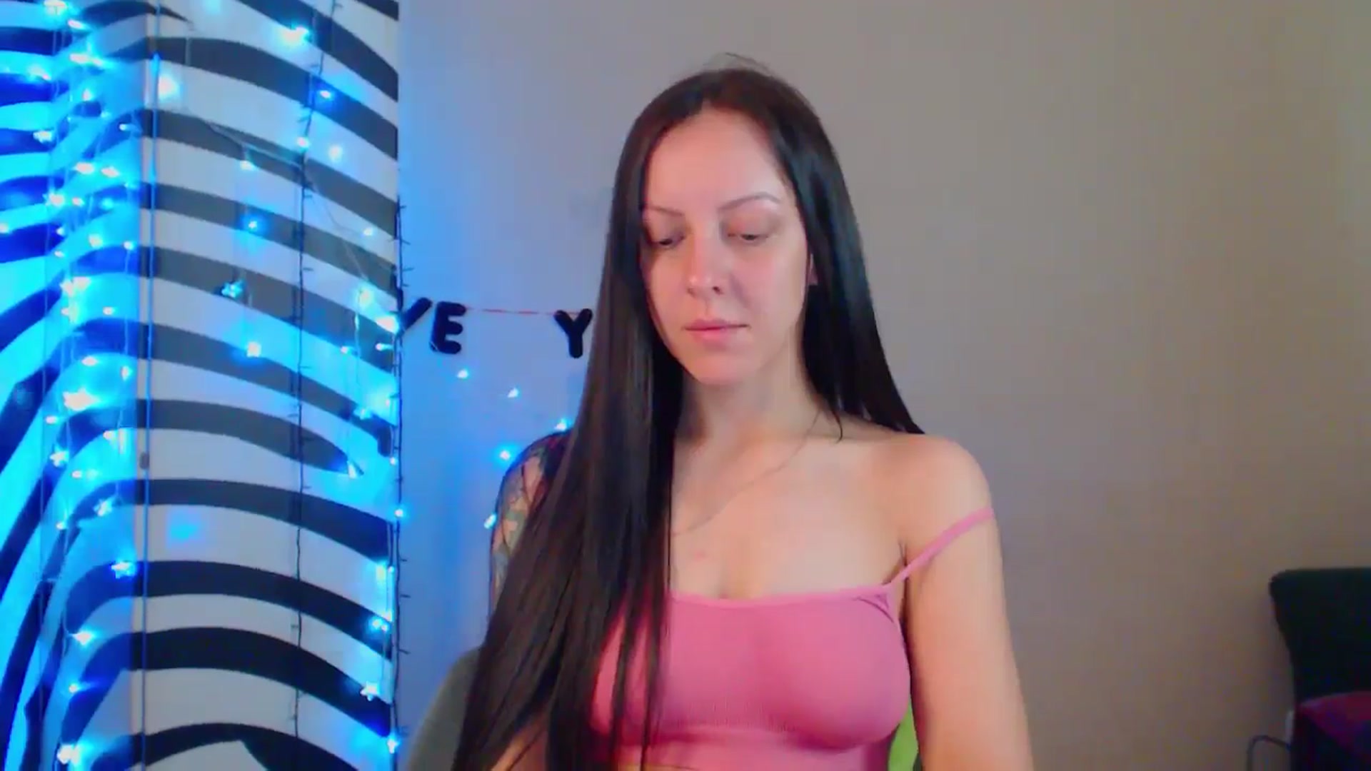 Gallery image thumbnail from MiracleMiss's myfreecams stream on, 07/07/2024, 10:04 image 5 of 20