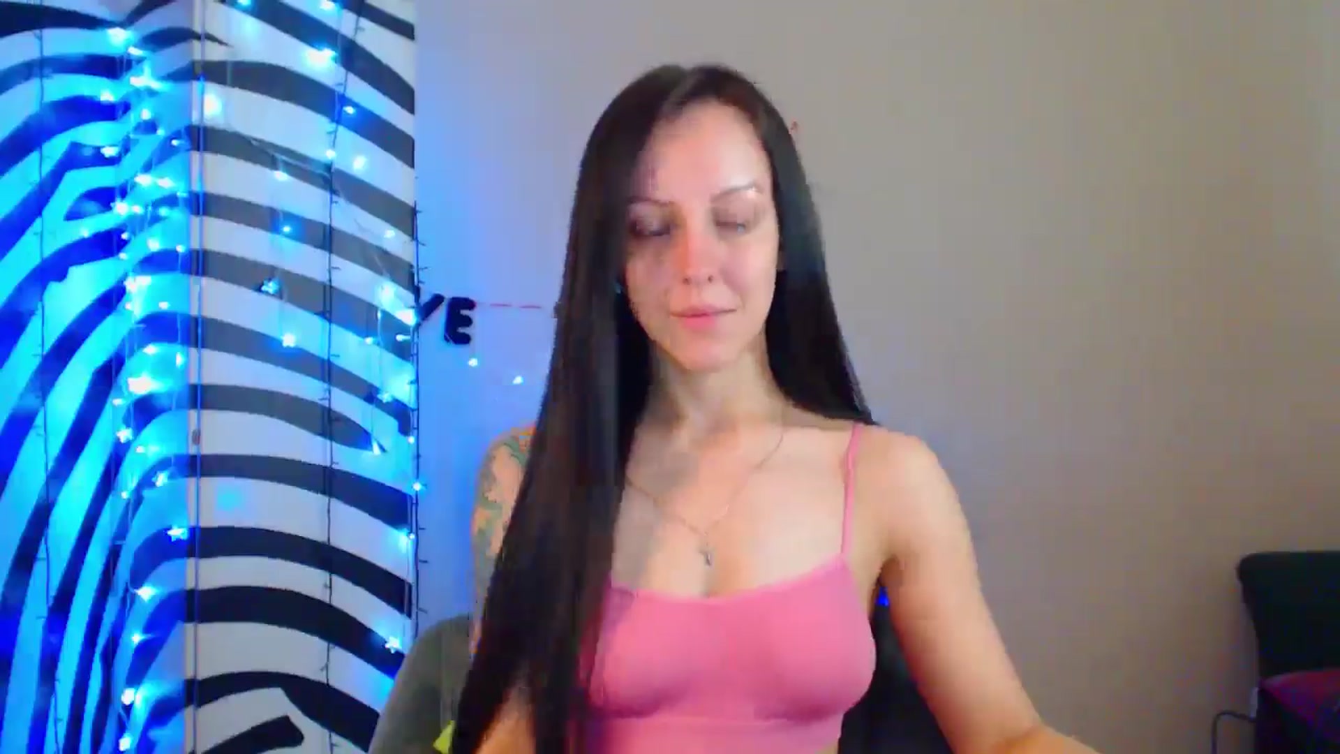 Gallery image thumbnail from MiracleMiss's myfreecams stream on, 07/09/2024, 08:19 image 19 of 20