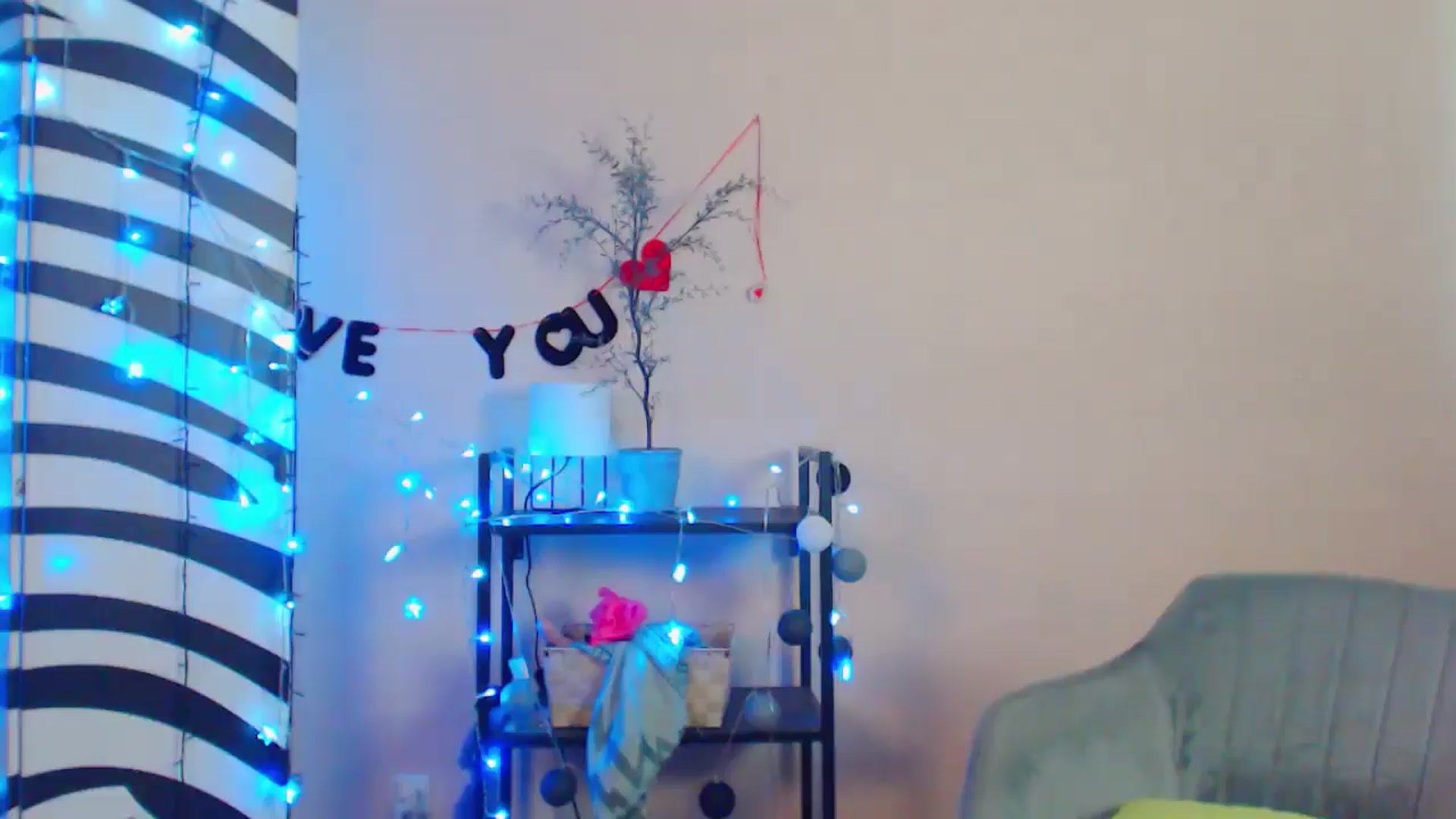 Gallery image thumbnail from MiracleMiss's myfreecams stream on, 07/10/2024, 09:57 image 8 of 20