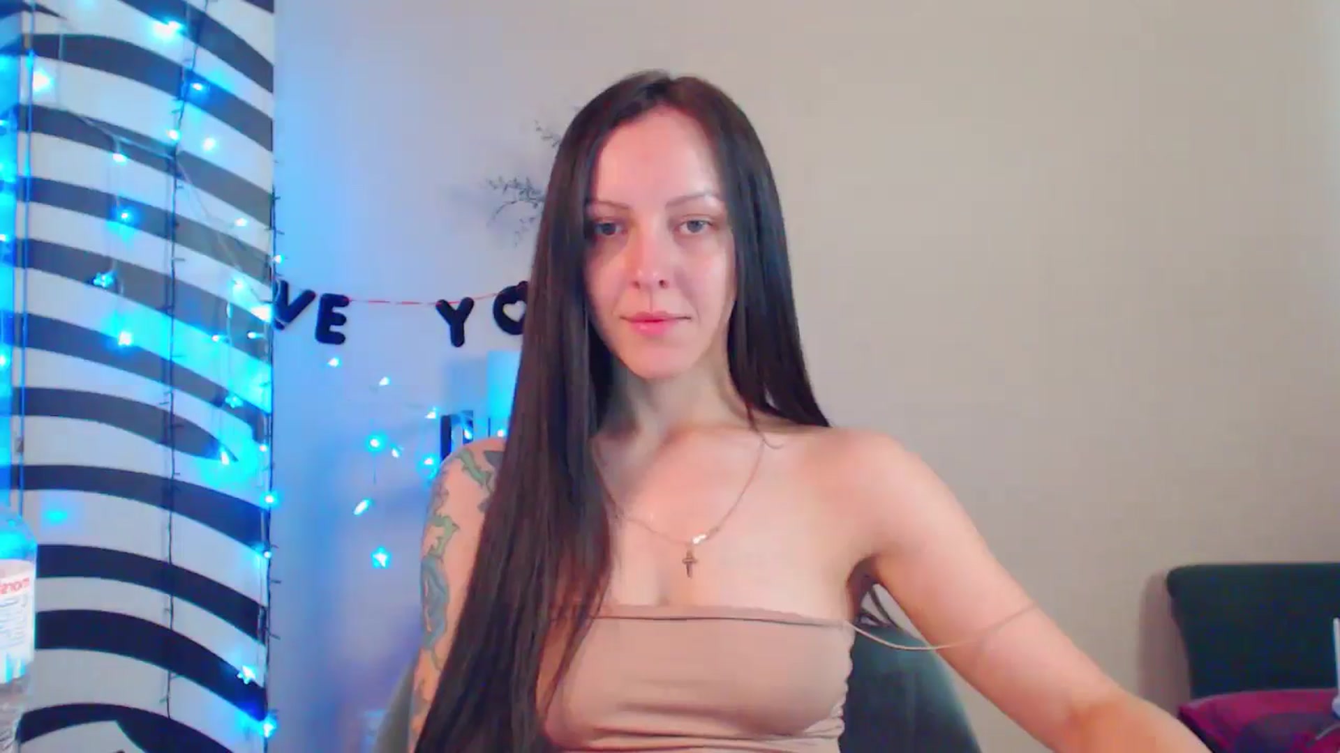 Gallery image thumbnail from MiracleMiss's myfreecams stream on, 07/10/2024, 09:57 image 6 of 20