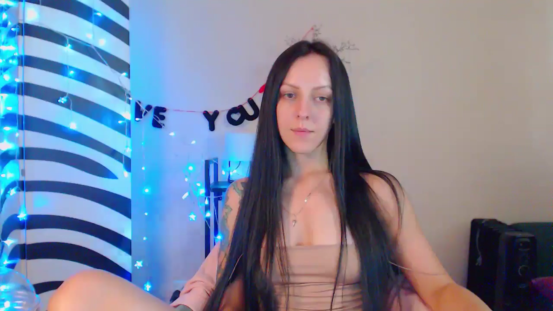 Gallery image thumbnail from MiracleMiss's myfreecams stream on, 07/26/2024, 14:35 image 19 of 20