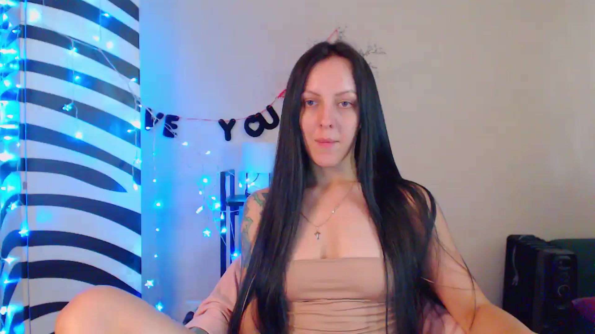 Gallery image thumbnail from MiracleMiss's myfreecams stream on, 07/26/2024, 14:35 image 14 of 20