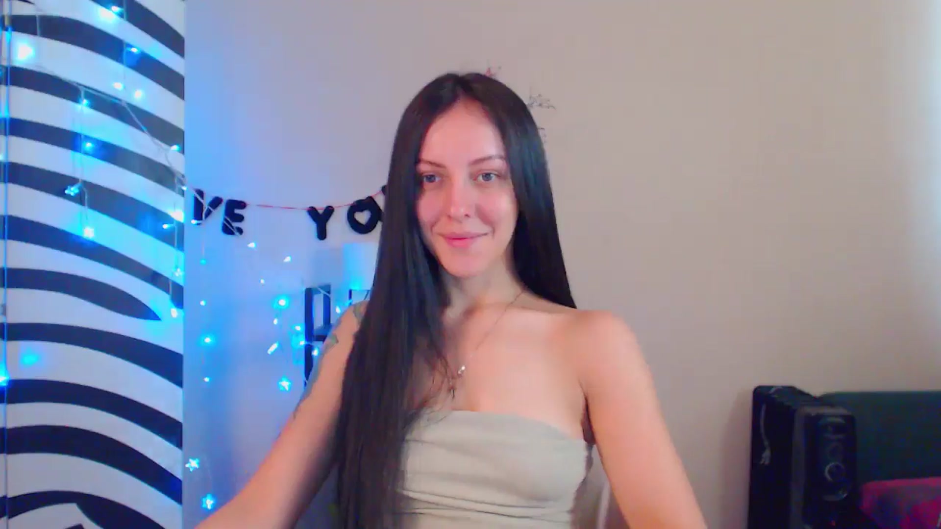 Gallery image thumbnail from MiracleMiss's myfreecams stream on, 08/09/2024, 10:42 image 15 of 20