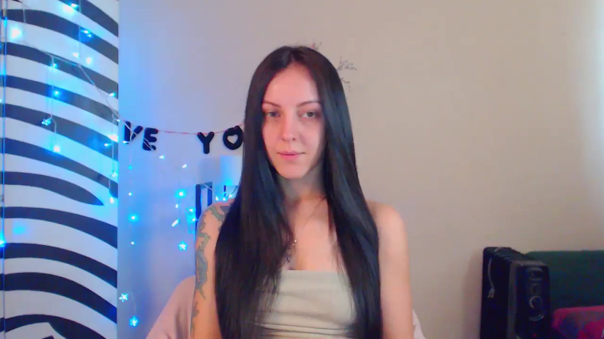 Gallery image thumbnail from MiracleMiss's myfreecams stream on, 08/09/2024, 10:42 image 14 of 20