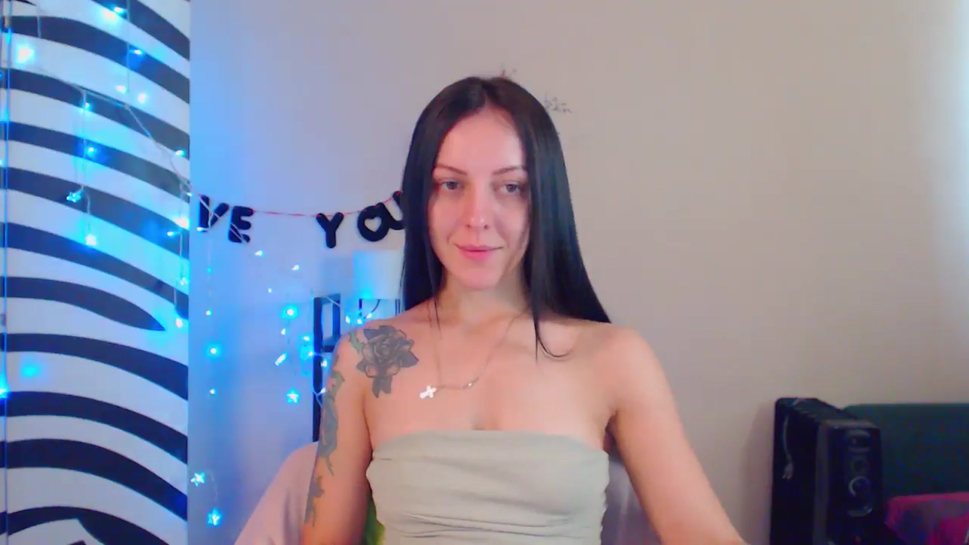 Gallery image thumbnail from MiracleMiss's myfreecams stream on, 08/09/2024, 10:42 image 20 of 20