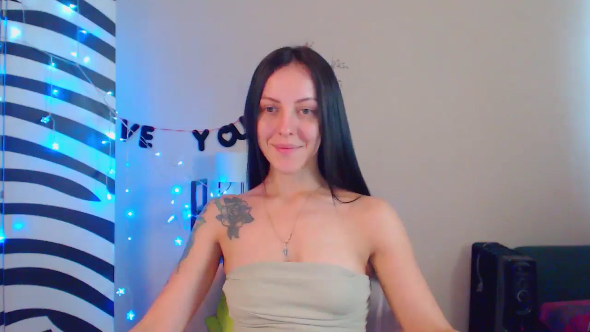 Gallery image thumbnail from MiracleMiss's myfreecams stream on, 08/09/2024, 10:42 image 19 of 20