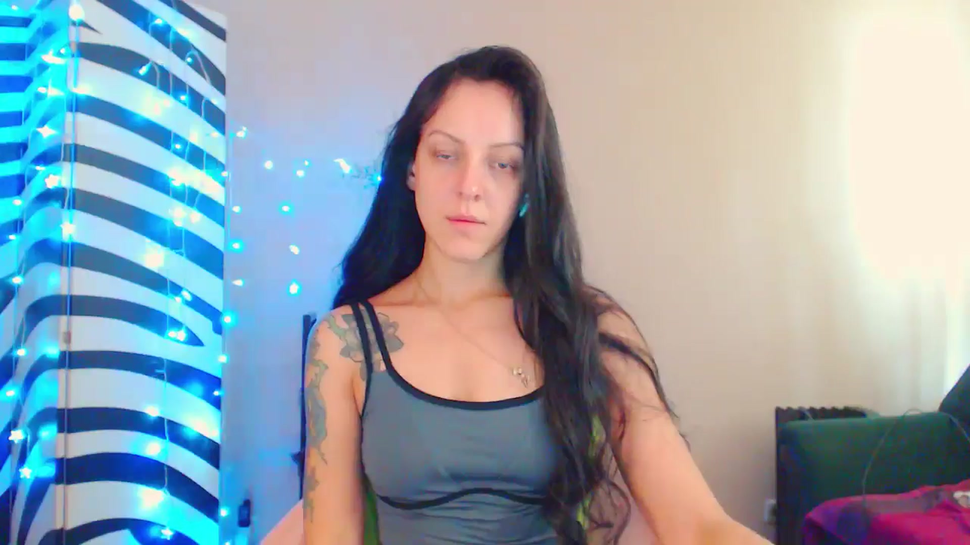 Gallery image thumbnail from MiracleMiss's myfreecams stream on, 08/22/2024, 11:01 image 15 of 20