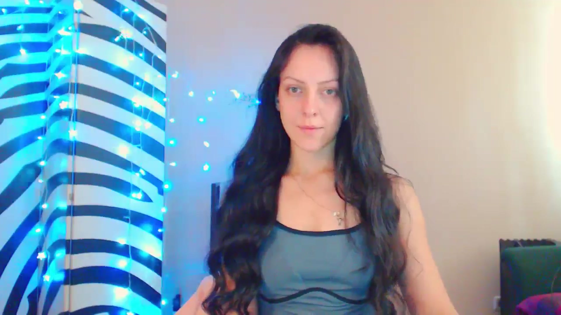 Gallery image thumbnail from MiracleMiss's myfreecams stream on, 08/22/2024, 11:01 image 16 of 20