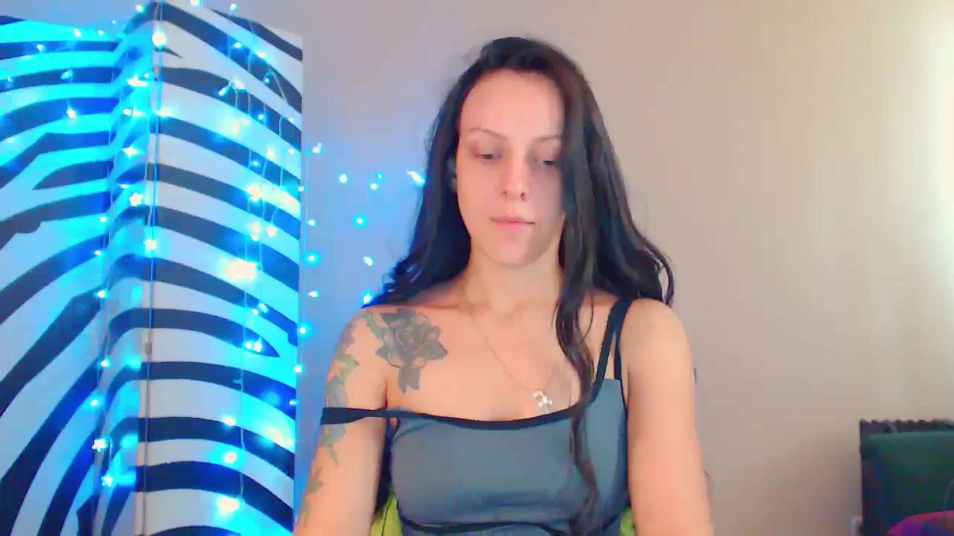 Gallery image thumbnail from MiracleMiss's myfreecams stream on, 08/22/2024, 11:01 image 5 of 20