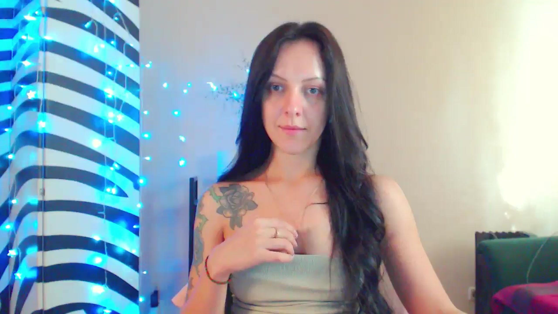 Gallery image thumbnail from MiracleMiss's myfreecams stream on, 08/22/2024, 13:49 image 19 of 20