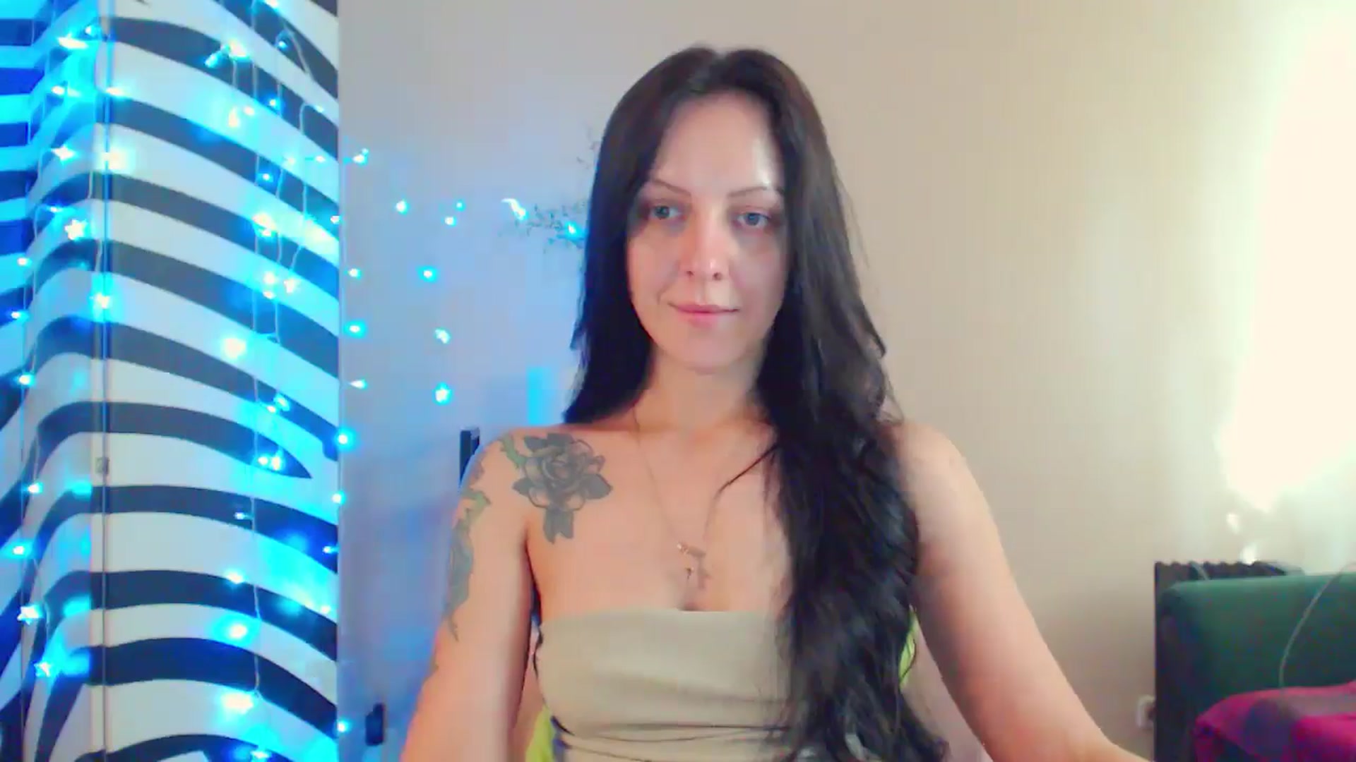 Gallery image thumbnail from MiracleMiss's myfreecams stream on, 08/22/2024, 13:49 image 18 of 20