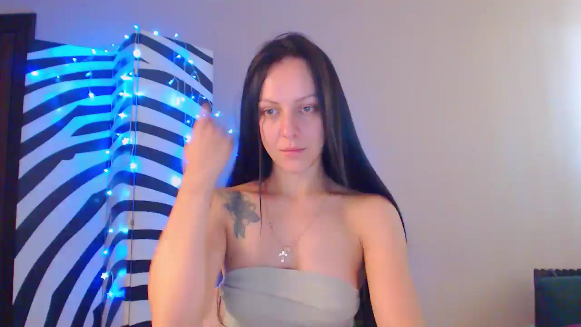 Gallery image thumbnail from MiracleMiss's myfreecams stream on, 08/24/2024, 11:14 image 1 of 20