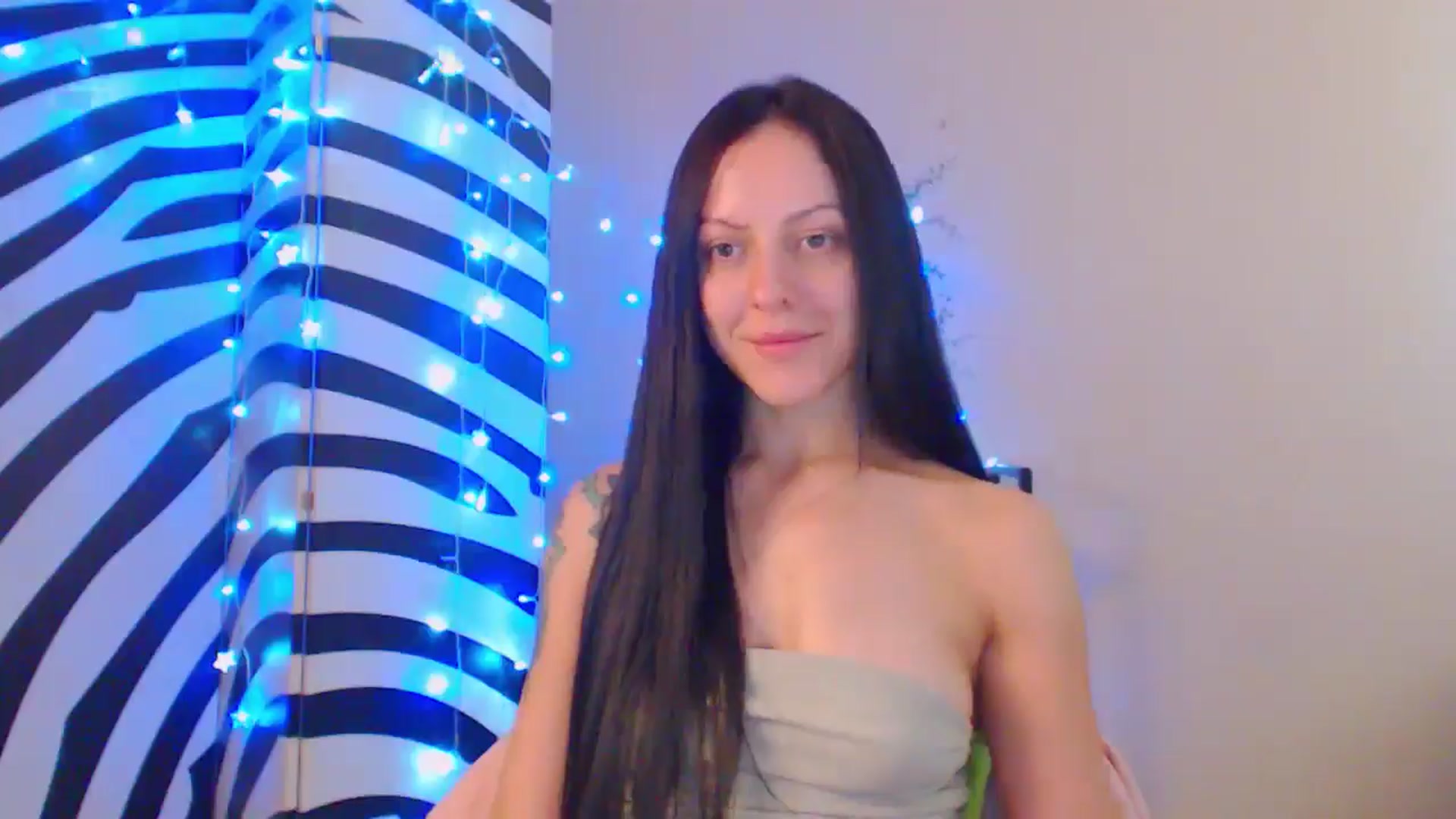 Gallery image thumbnail from MiracleMiss's myfreecams stream on, 08/24/2024, 11:14 image 10 of 20