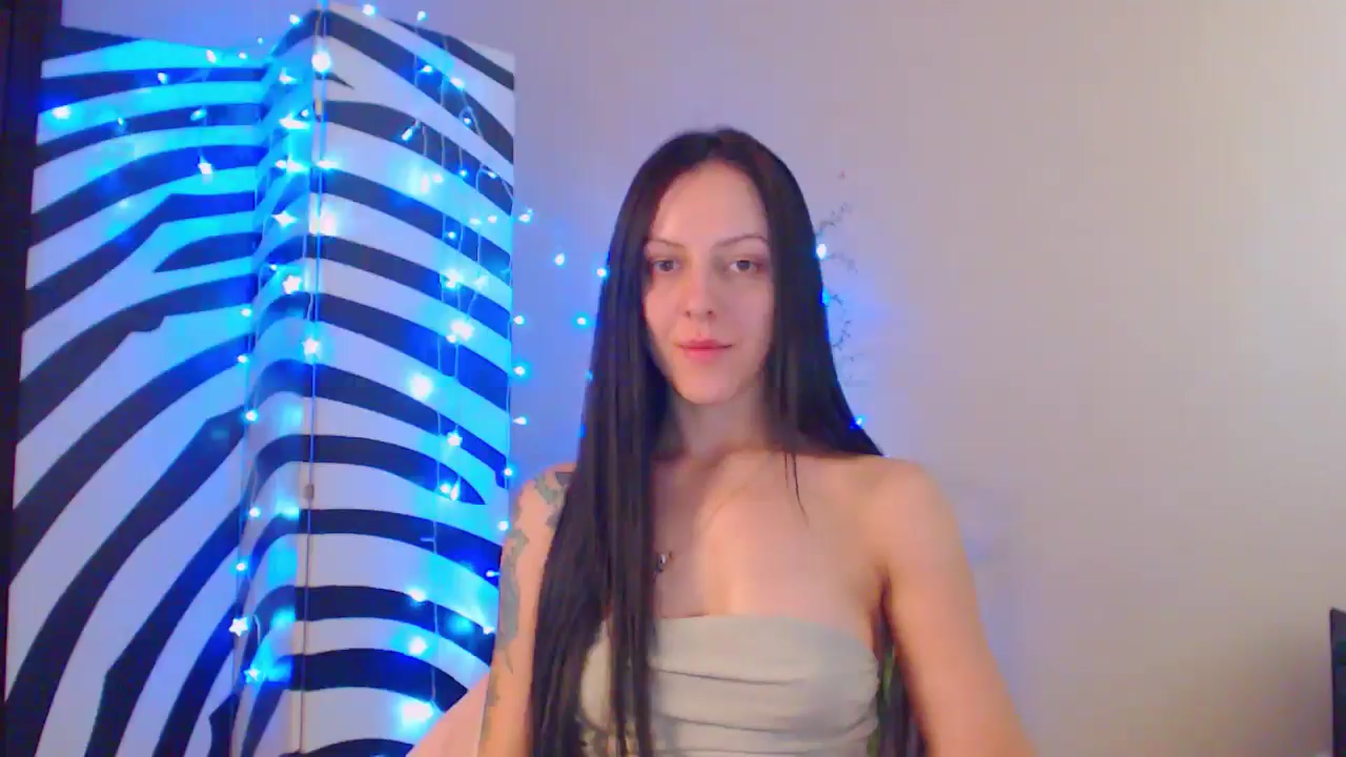 Gallery image thumbnail from MiracleMiss's myfreecams stream on, 08/24/2024, 11:14 image 7 of 20