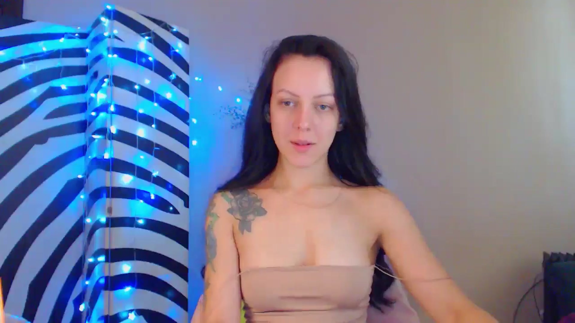 Gallery image thumbnail from MiracleMiss's myfreecams stream on, 08/30/2024, 09:01 image 3 of 20