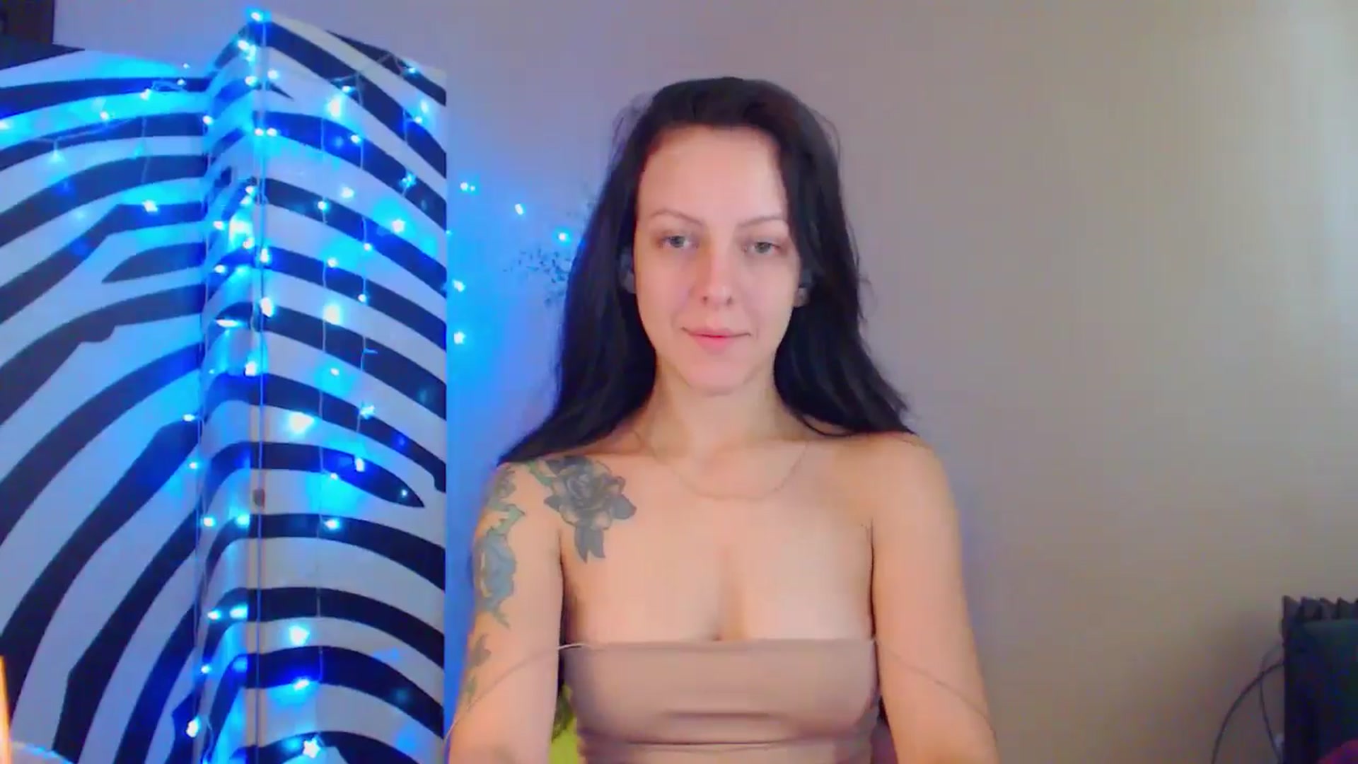 Gallery image thumbnail from MiracleMiss's myfreecams stream on, 08/30/2024, 09:01 image 2 of 20
