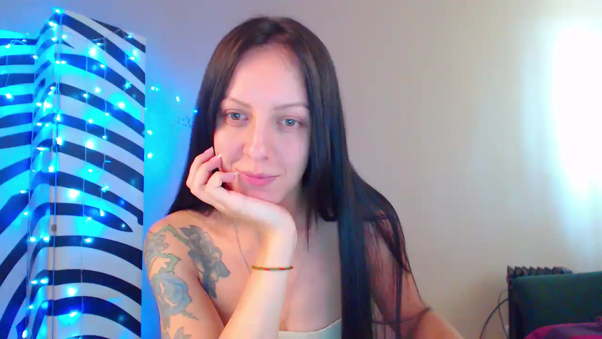 Gallery image thumbnail from MiracleMiss's myfreecams stream on, 09/02/2024, 12:15 image 1 of 20