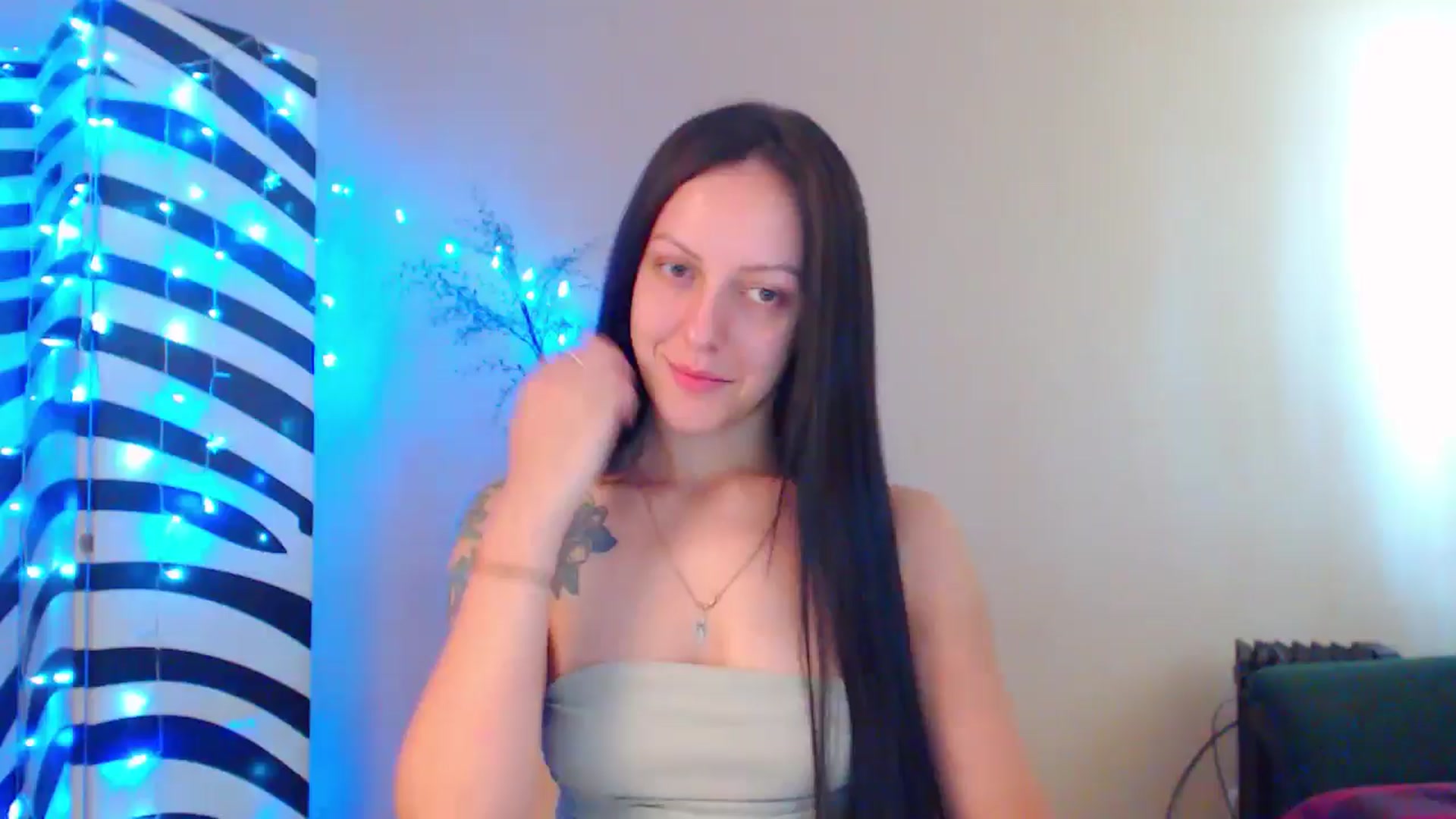 Gallery image thumbnail from MiracleMiss's myfreecams stream on, 09/02/2024, 12:15 image 5 of 20