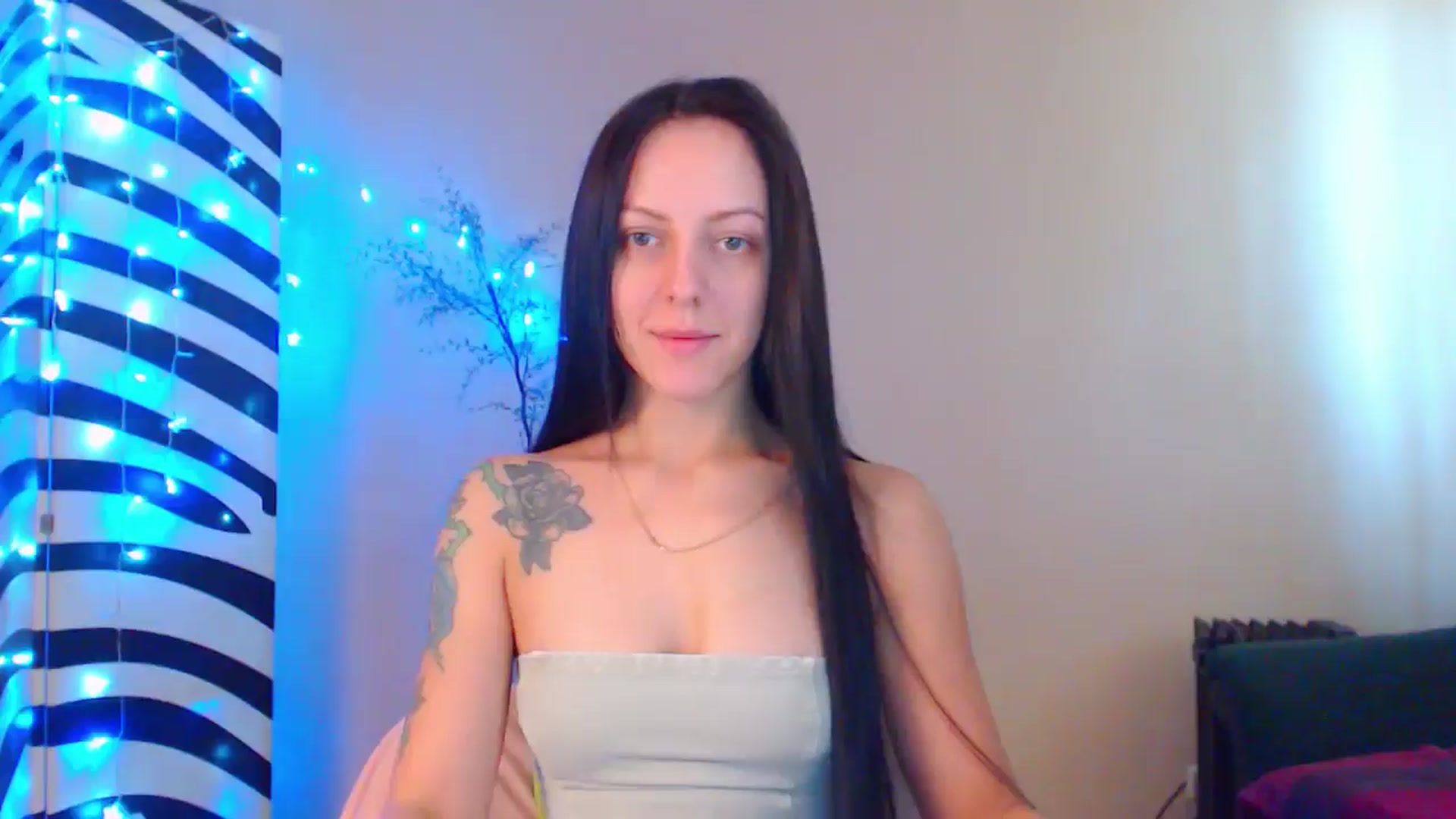 Gallery image thumbnail from MiracleMiss's myfreecams stream on, 09/08/2024, 10:48 image 3 of 20