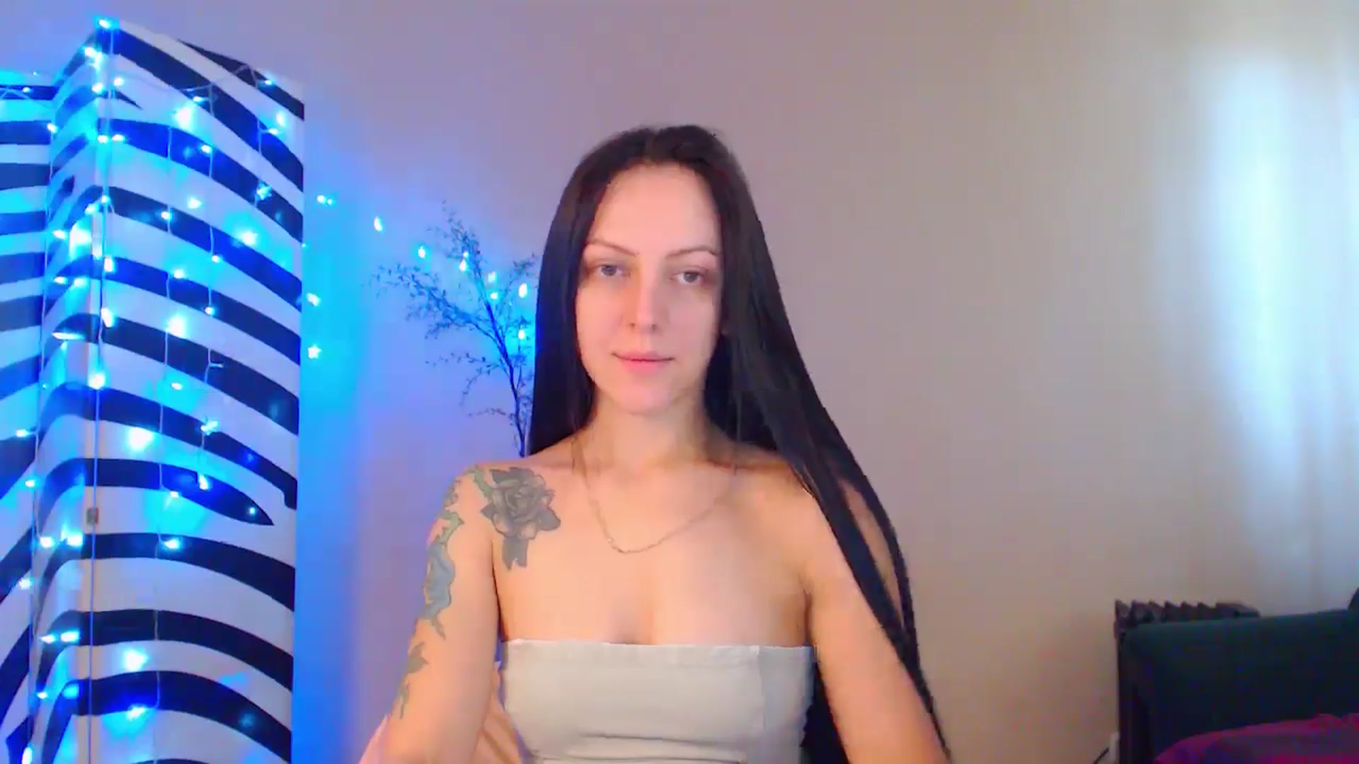 Gallery image thumbnail from MiracleMiss's myfreecams stream on, 09/08/2024, 10:48 image 2 of 20