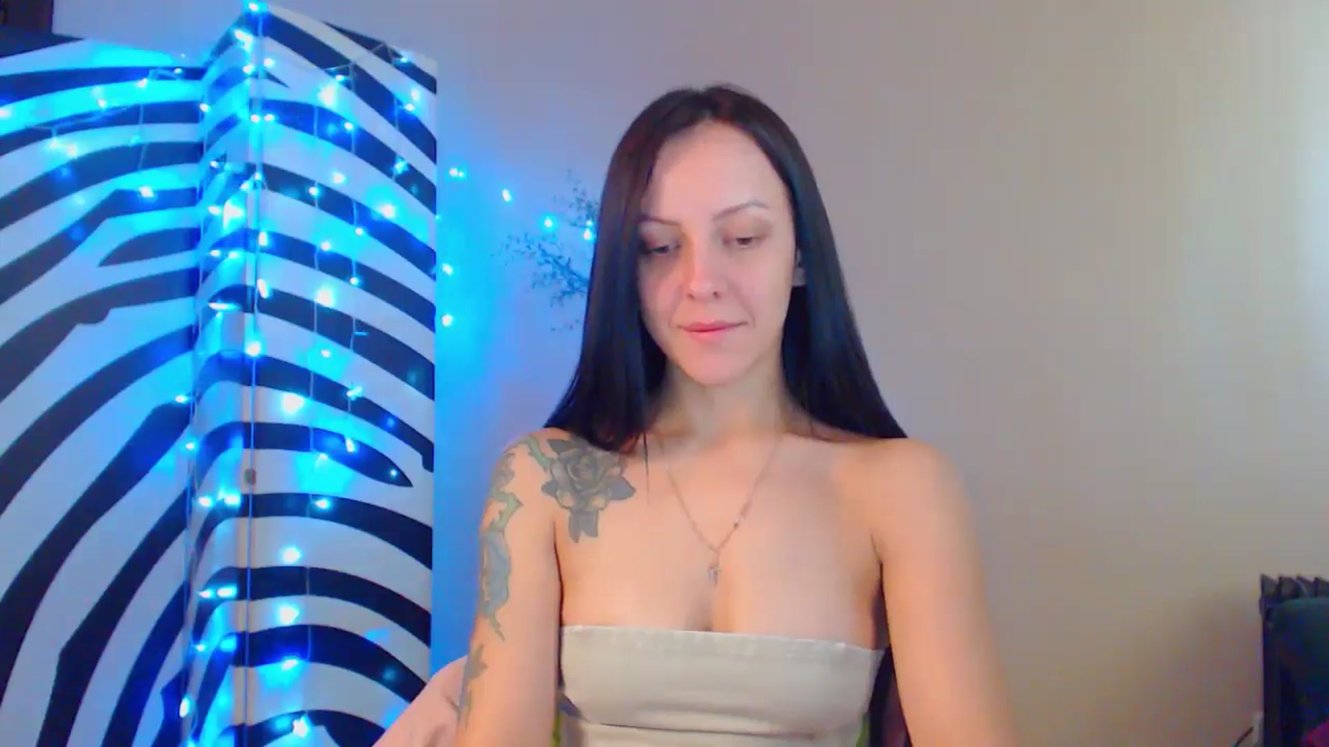 Gallery image thumbnail from MiracleMiss's myfreecams stream on, 09/10/2024, 11:13 image 6 of 20