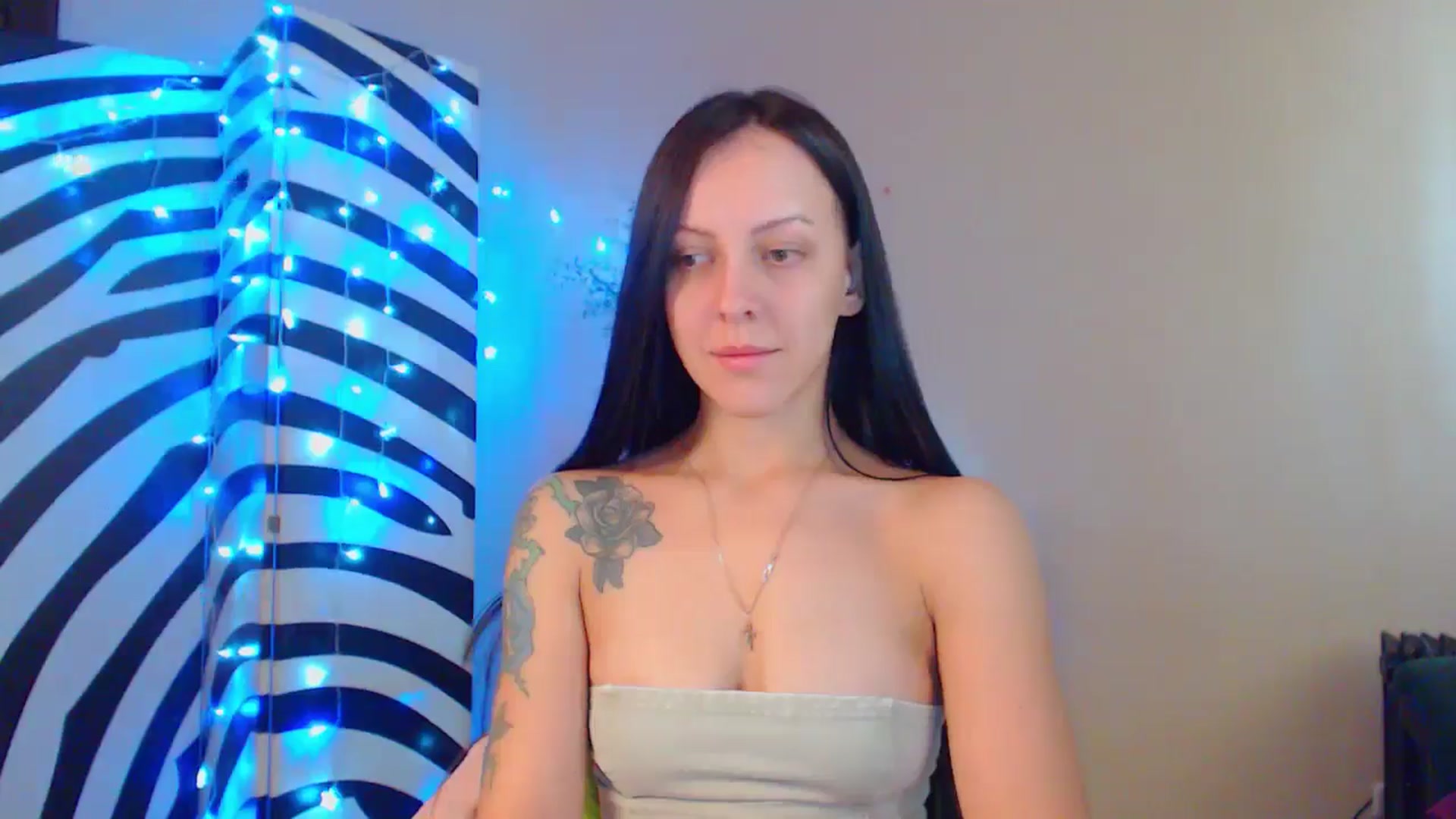 Gallery image thumbnail from MiracleMiss's myfreecams stream on, 09/10/2024, 11:13 image 3 of 20