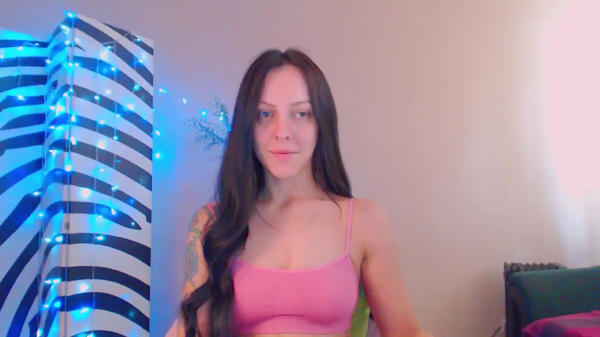 Gallery image thumbnail from MiracleMiss's myfreecams stream on, 09/13/2024, 12:51 image 6 of 20