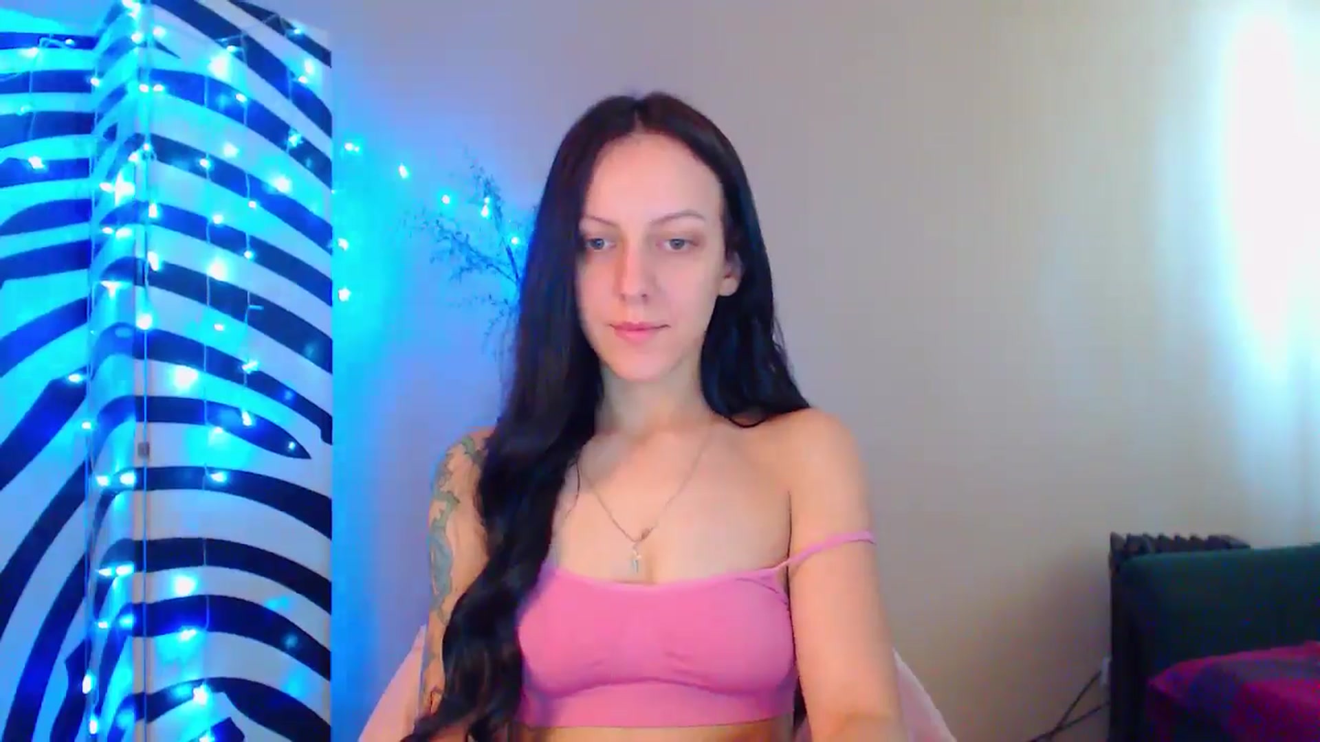 Gallery image thumbnail from MiracleMiss's myfreecams stream on, 09/14/2024, 10:56 image 6 of 20